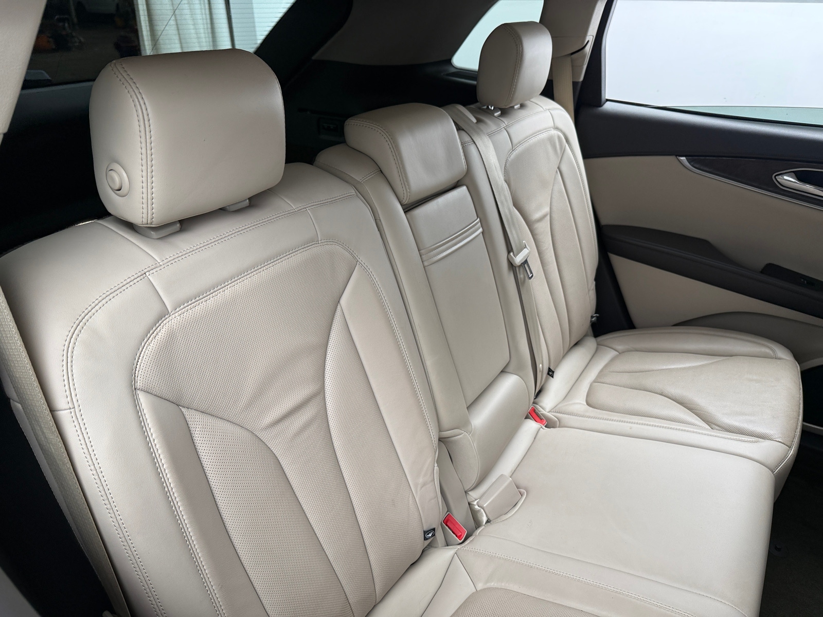 Thumbnail: 2019 Lincoln Nautilus - 5