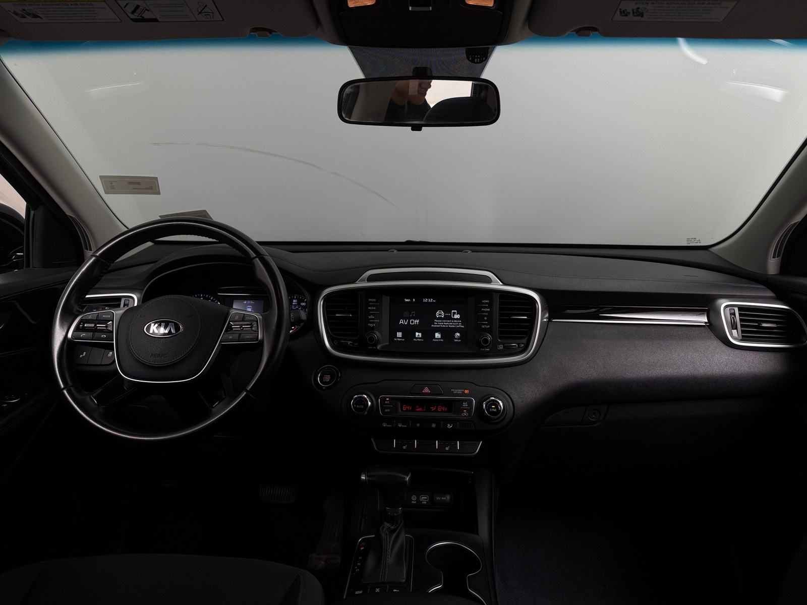 Thumbnail: 2020 Kia Sorento - 3