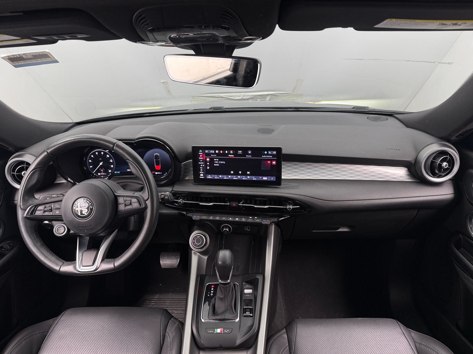 Thumbnail: 2024 Alfa Romeo Tonale - 2