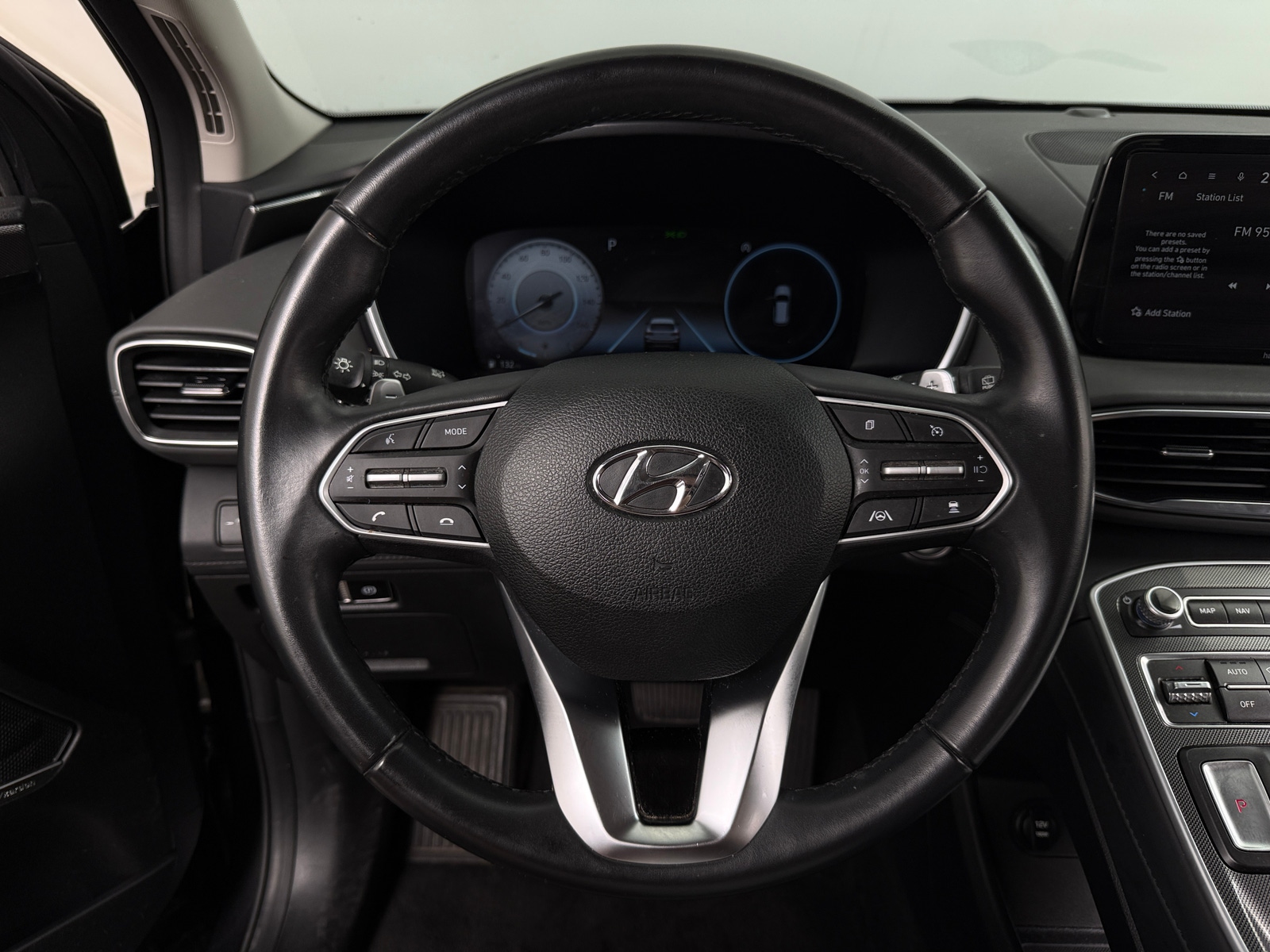 Thumbnail: 2023 Hyundai Santa Fe - 4