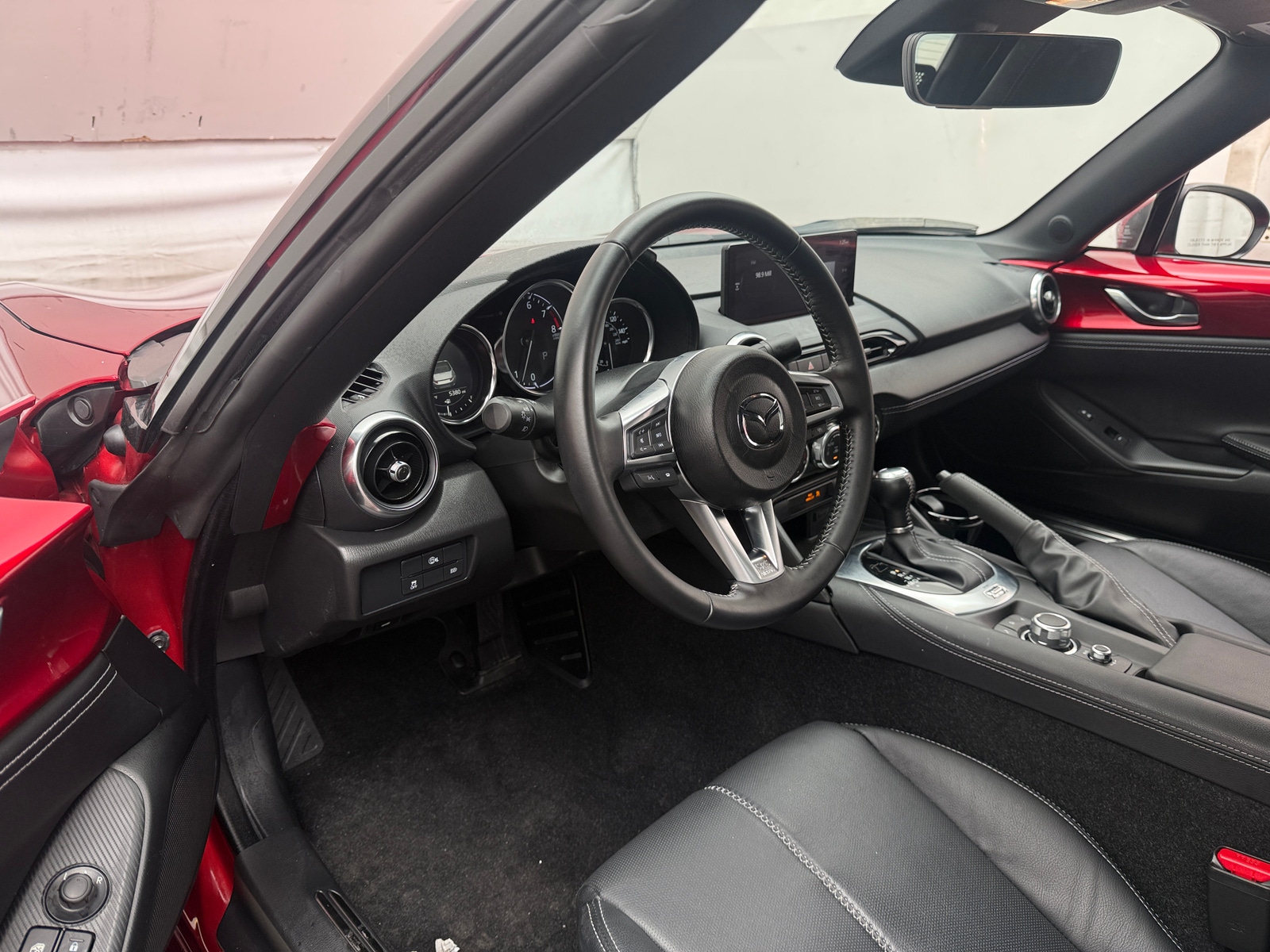 Thumbnail: 2024 Mazda MX-5 Miata - 2
