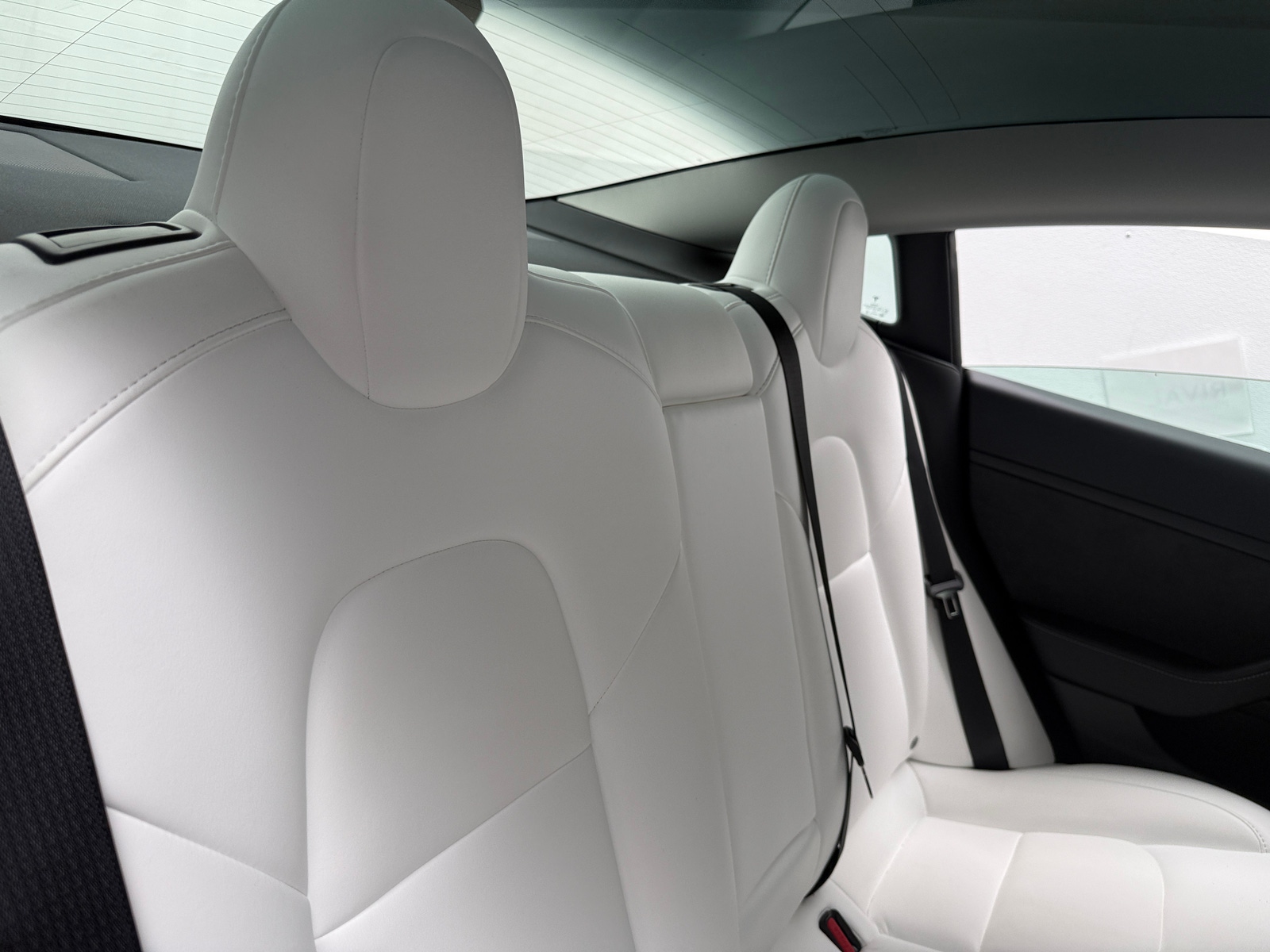 Thumbnail: 2022 Tesla Model 3 - 5