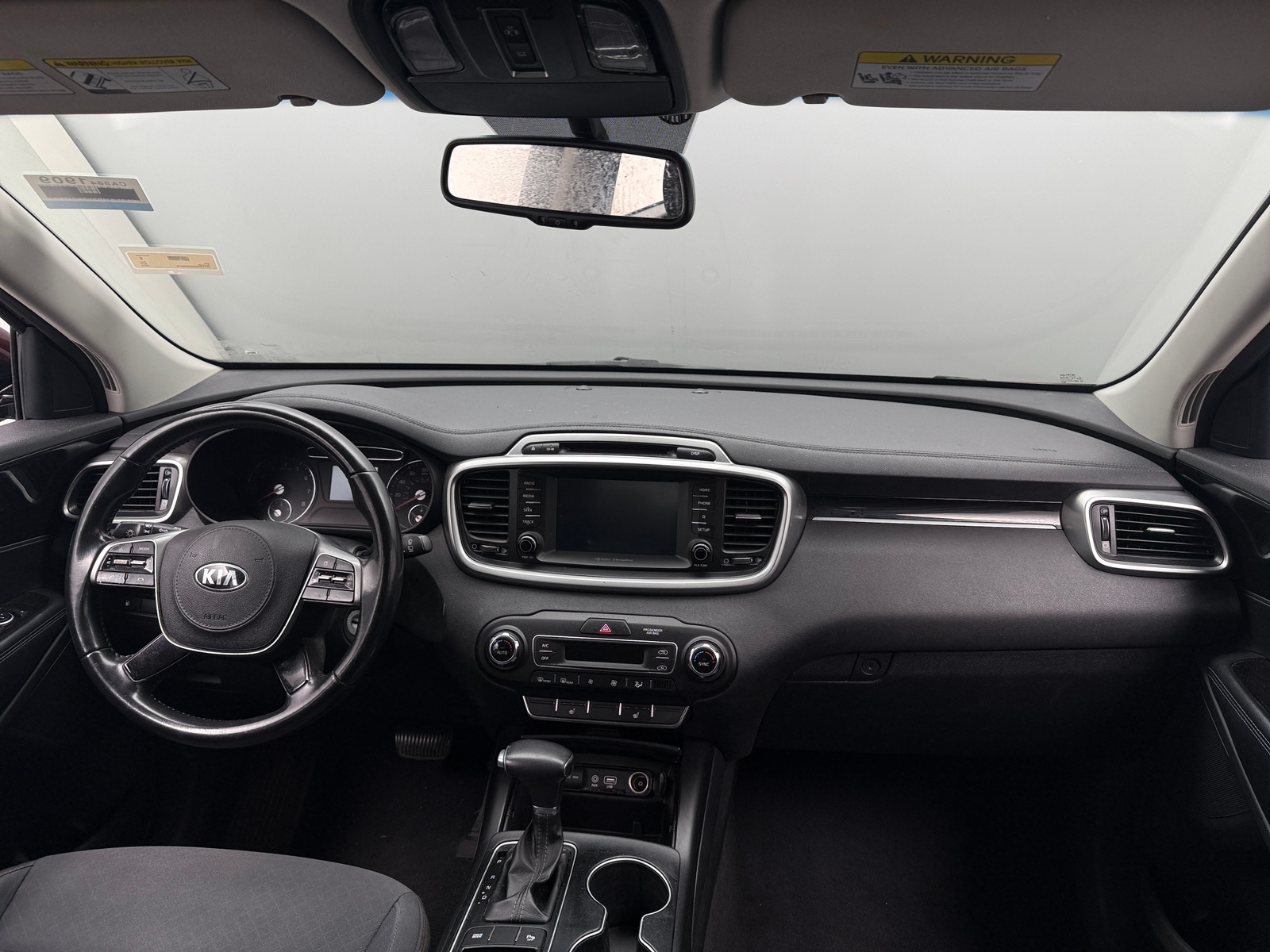 Thumbnail: 2019 Kia Sorento - 3