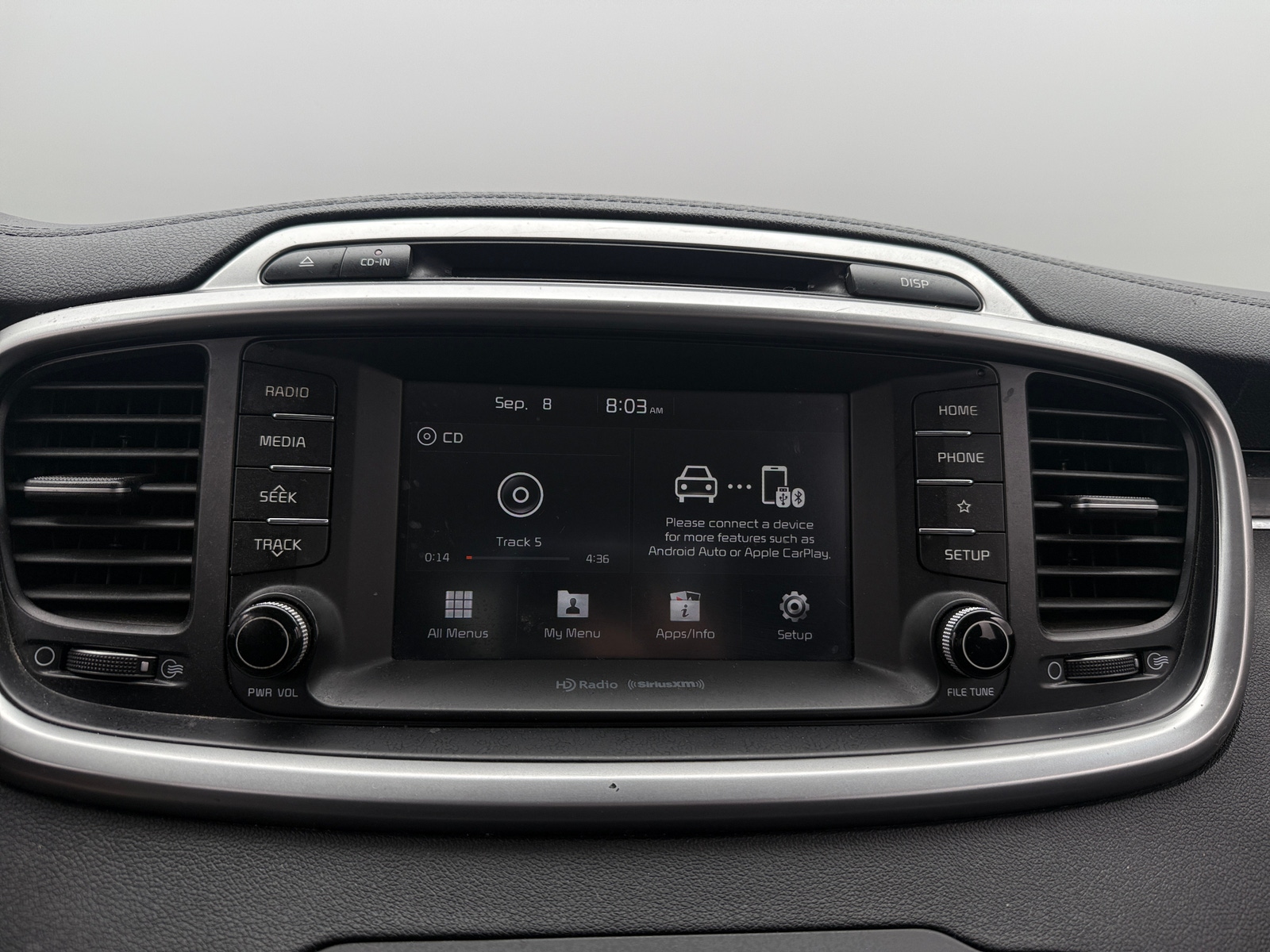 Thumbnail: 2019 Kia Sorento - 4