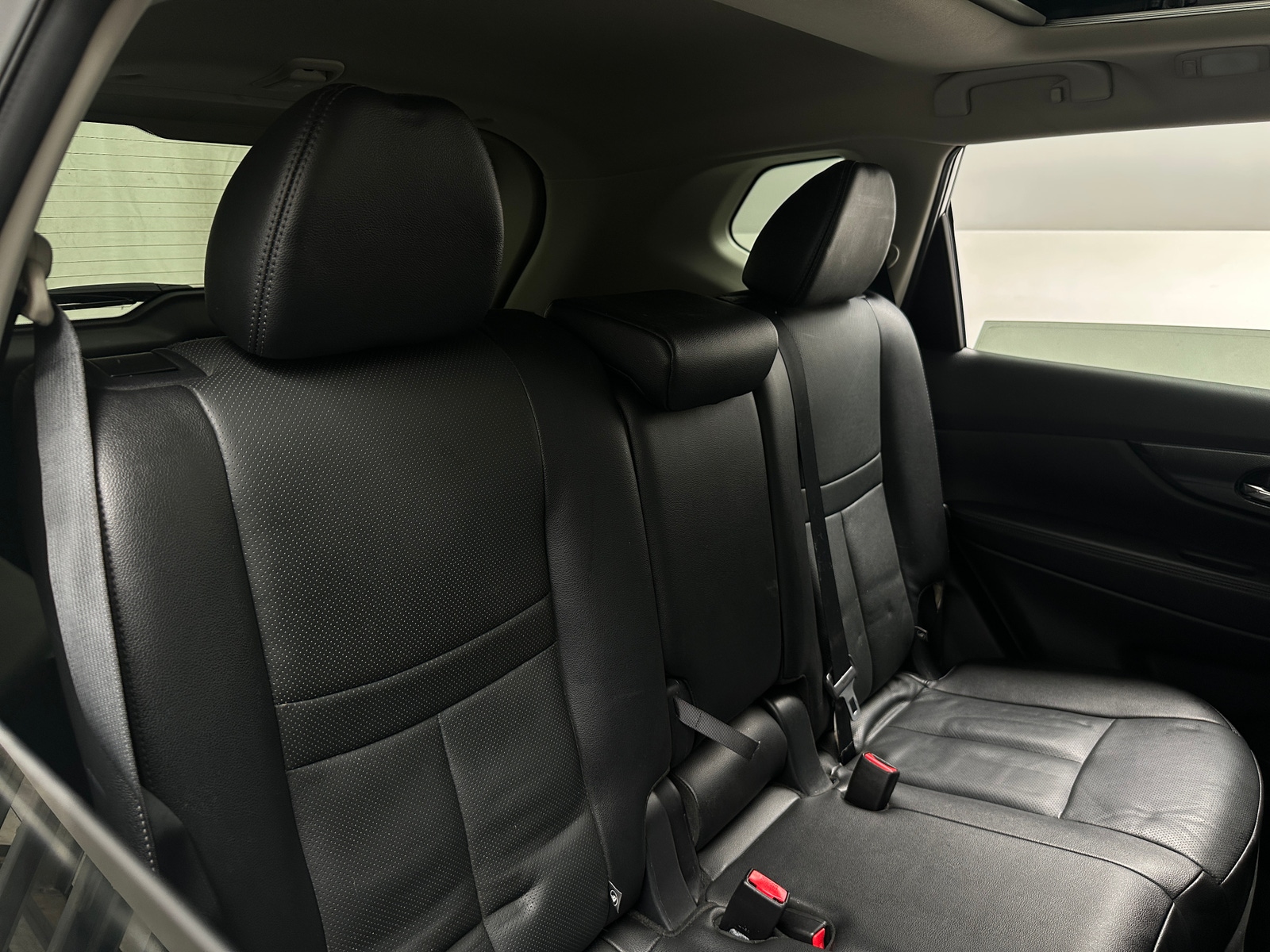 Thumbnail: 2016 Nissan Rogue - 5
