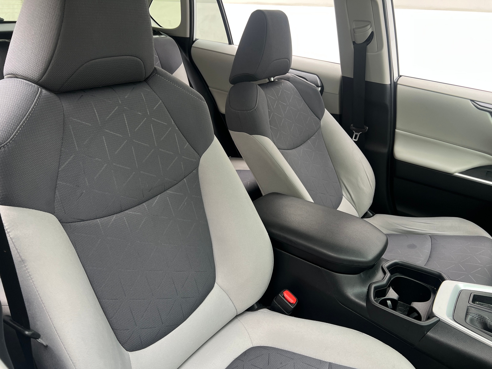 Thumbnail: 2019 Toyota RAV4 - 2