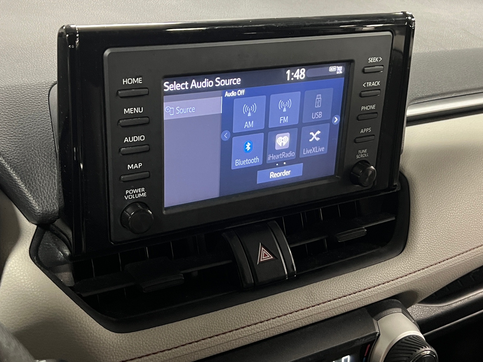 Thumbnail: 2019 Toyota RAV4 - 4
