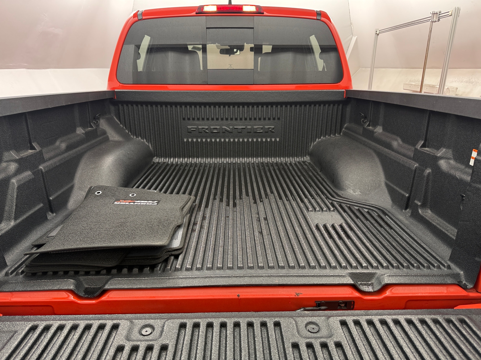 Thumbnail: 2025 Nissan Frontier - 7