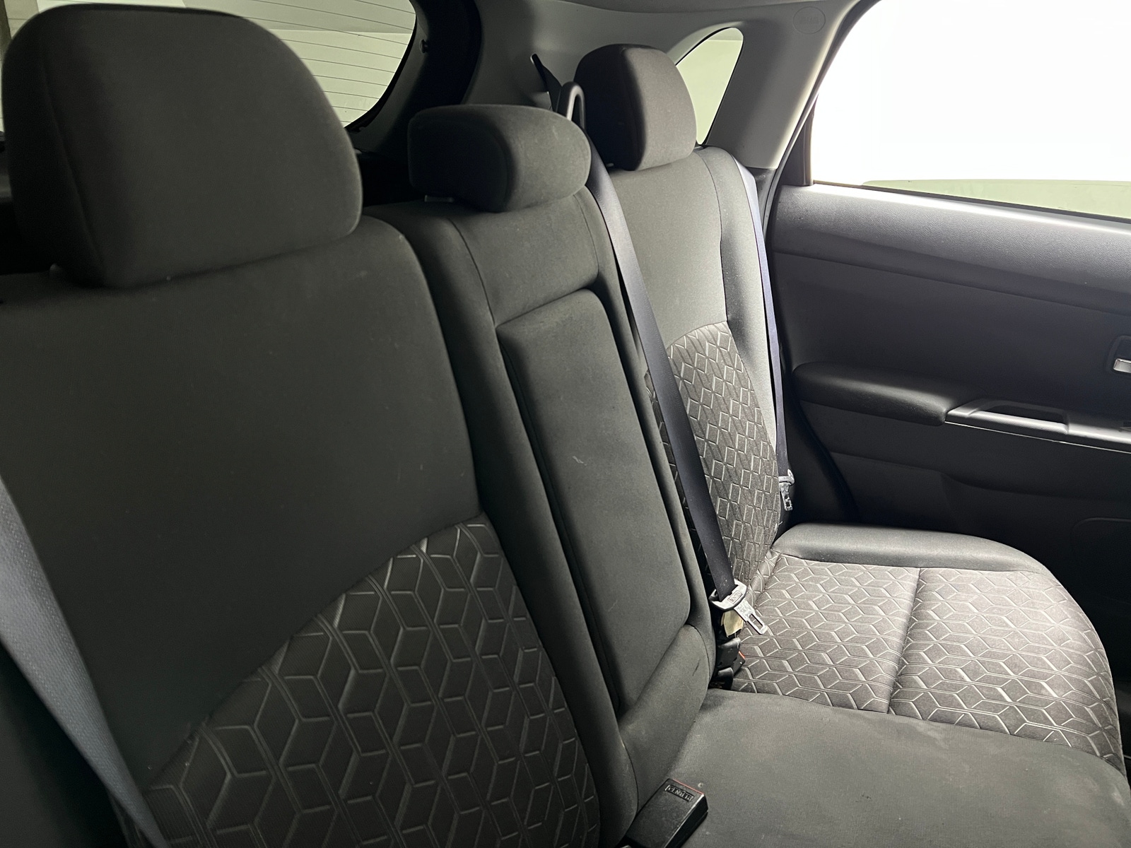 Thumbnail: 2024 Mitsubishi Outlander Sport - 6