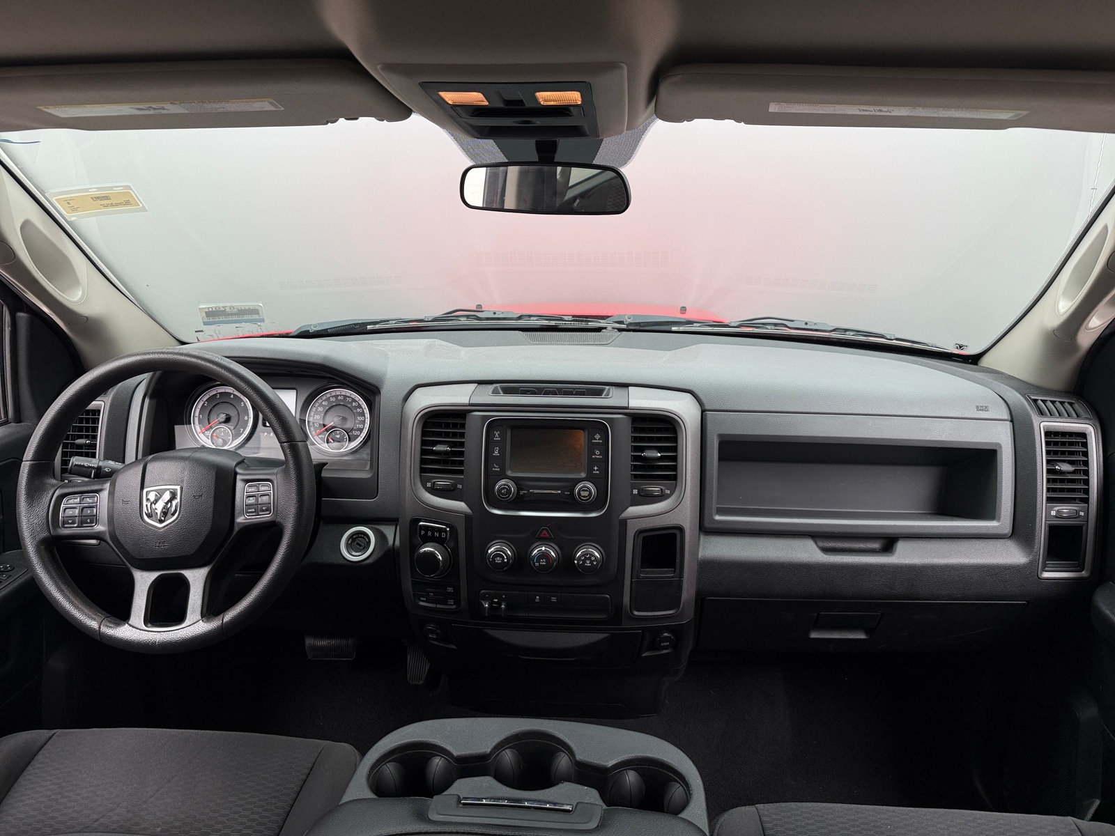 Thumbnail: 2019 RAM 1500 Classic - 3