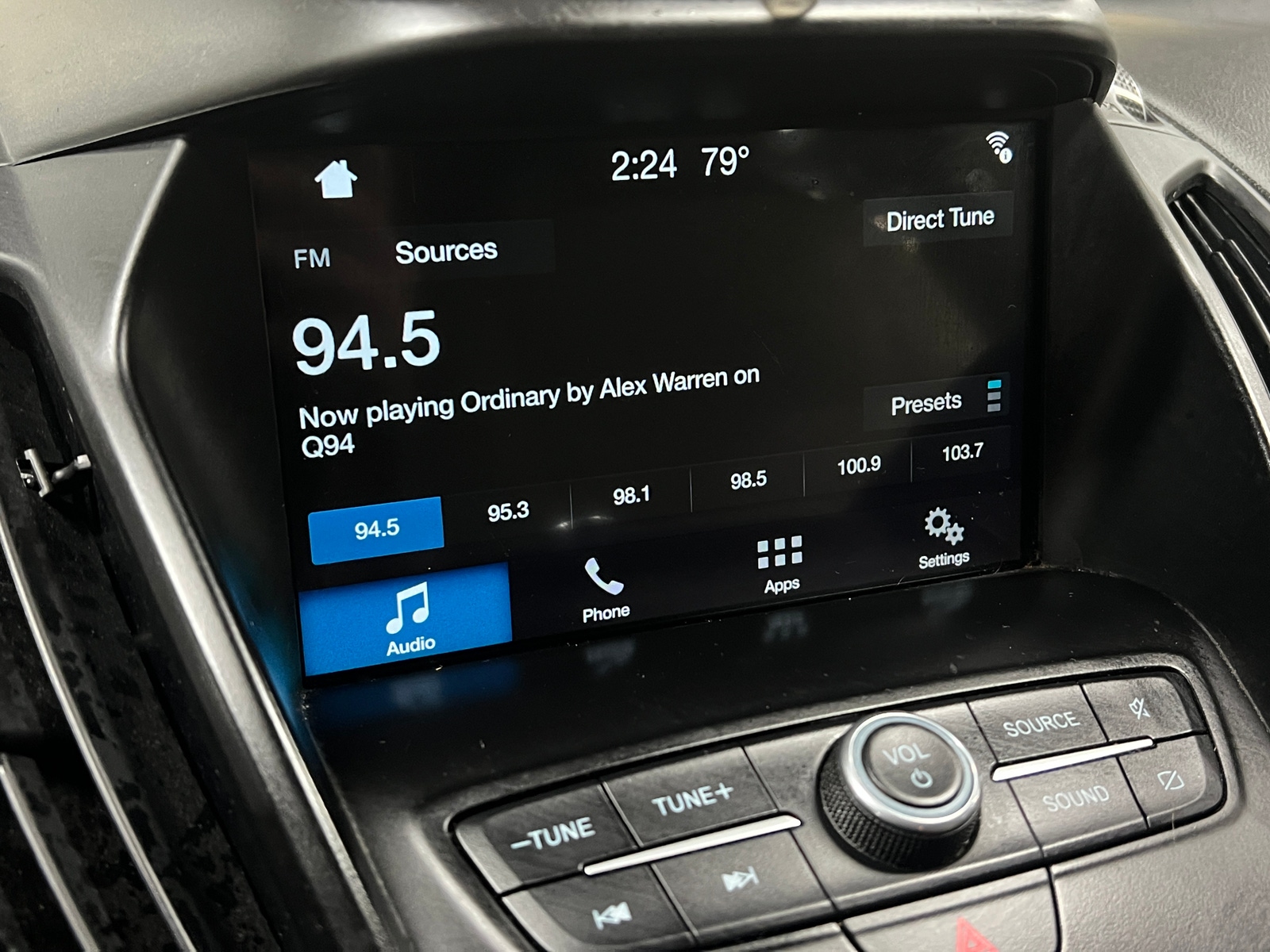 Thumbnail: 2019 Ford Escape - 4