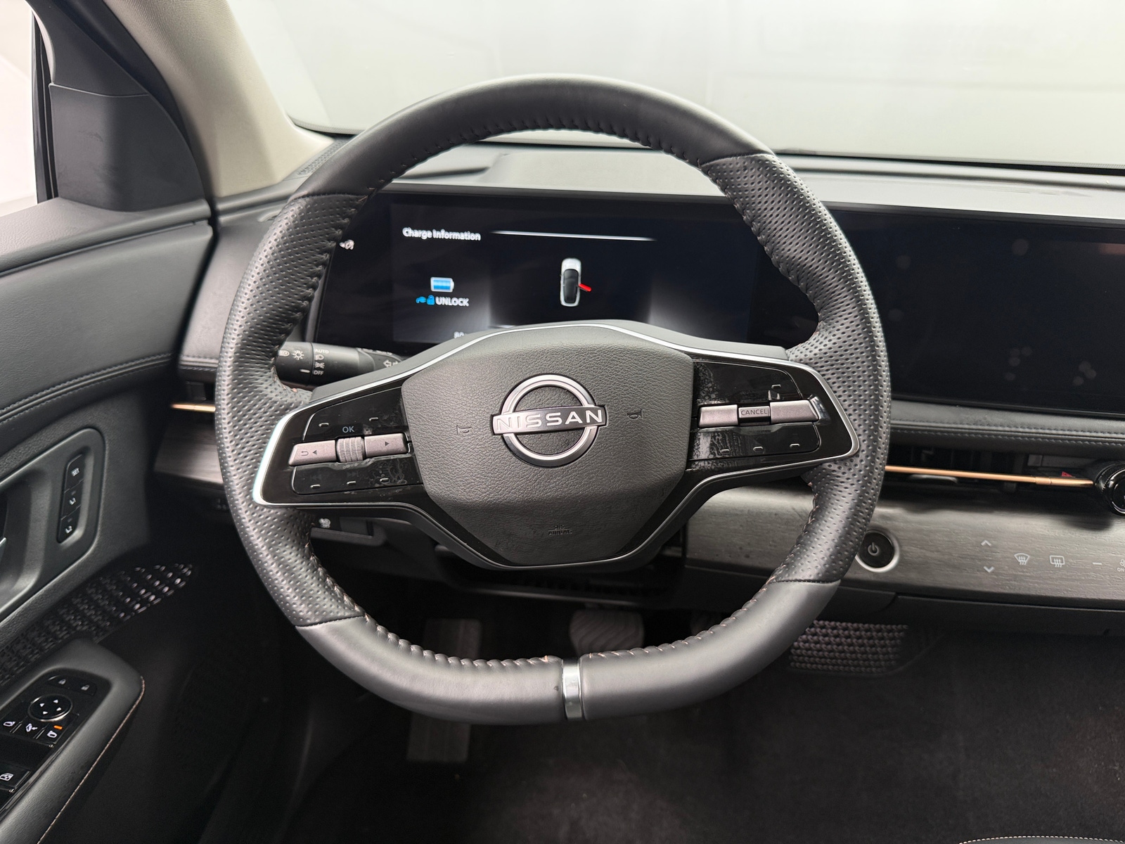 Thumbnail: 2025 Nissan Ariya - 4