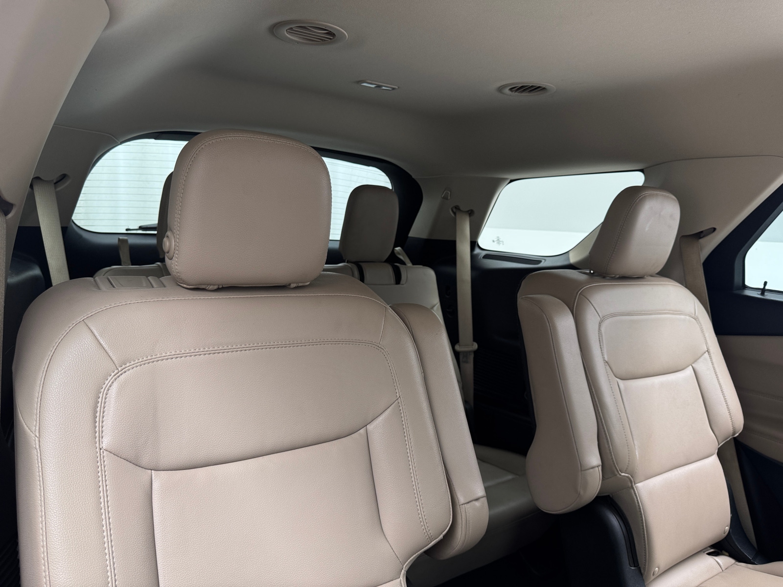 Thumbnail: 2020 Ford Explorer - 5