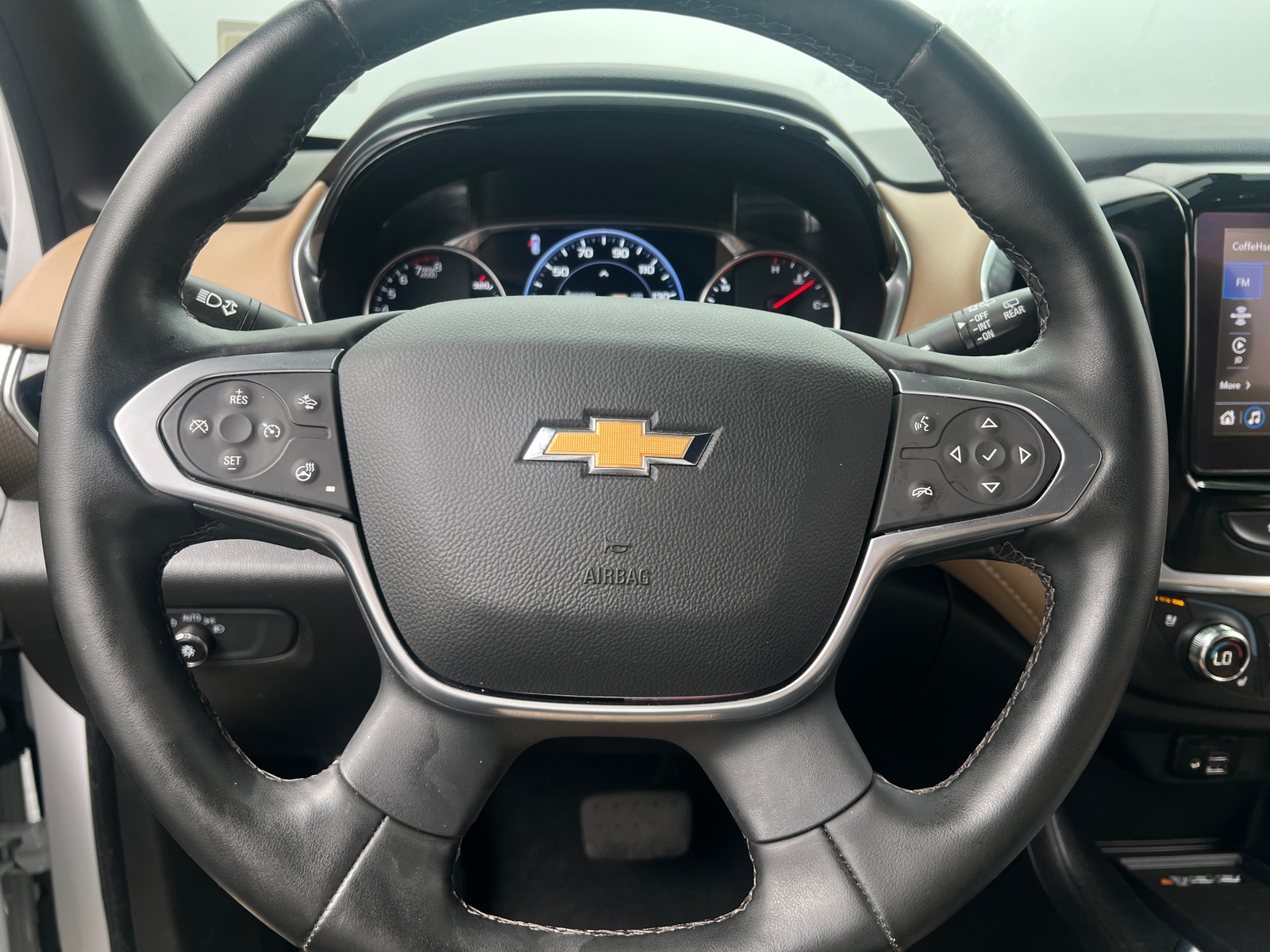 Thumbnail: 2023 Chevrolet Traverse - 4
