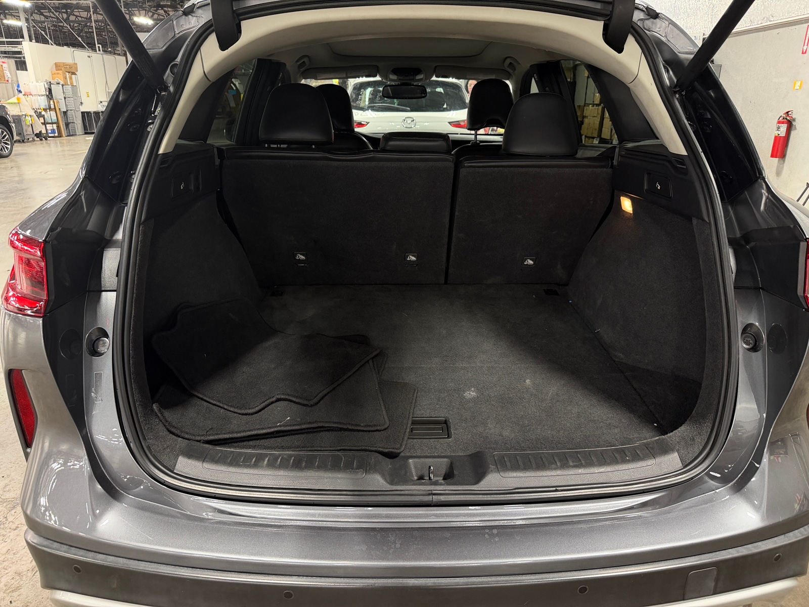 Thumbnail: 2019 INFINITI QX50 - 6