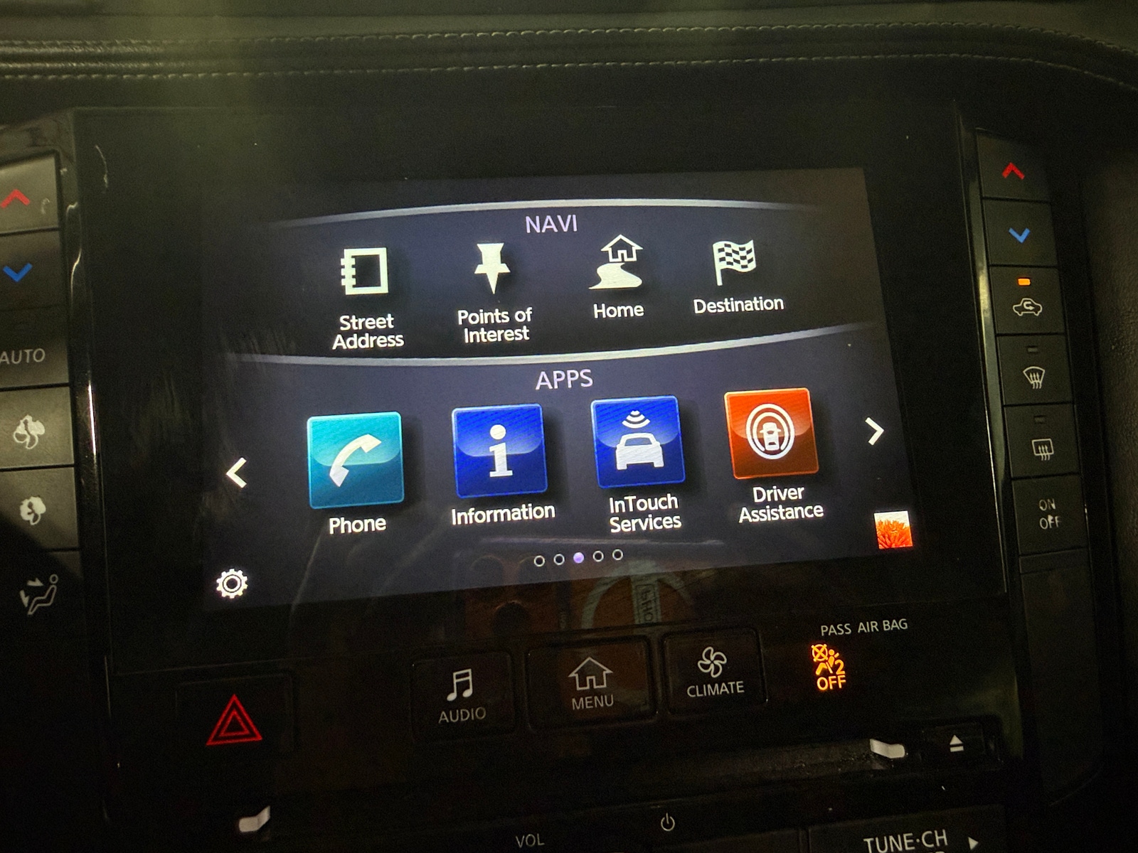 Thumbnail: 2019 INFINITI QX50 - 3