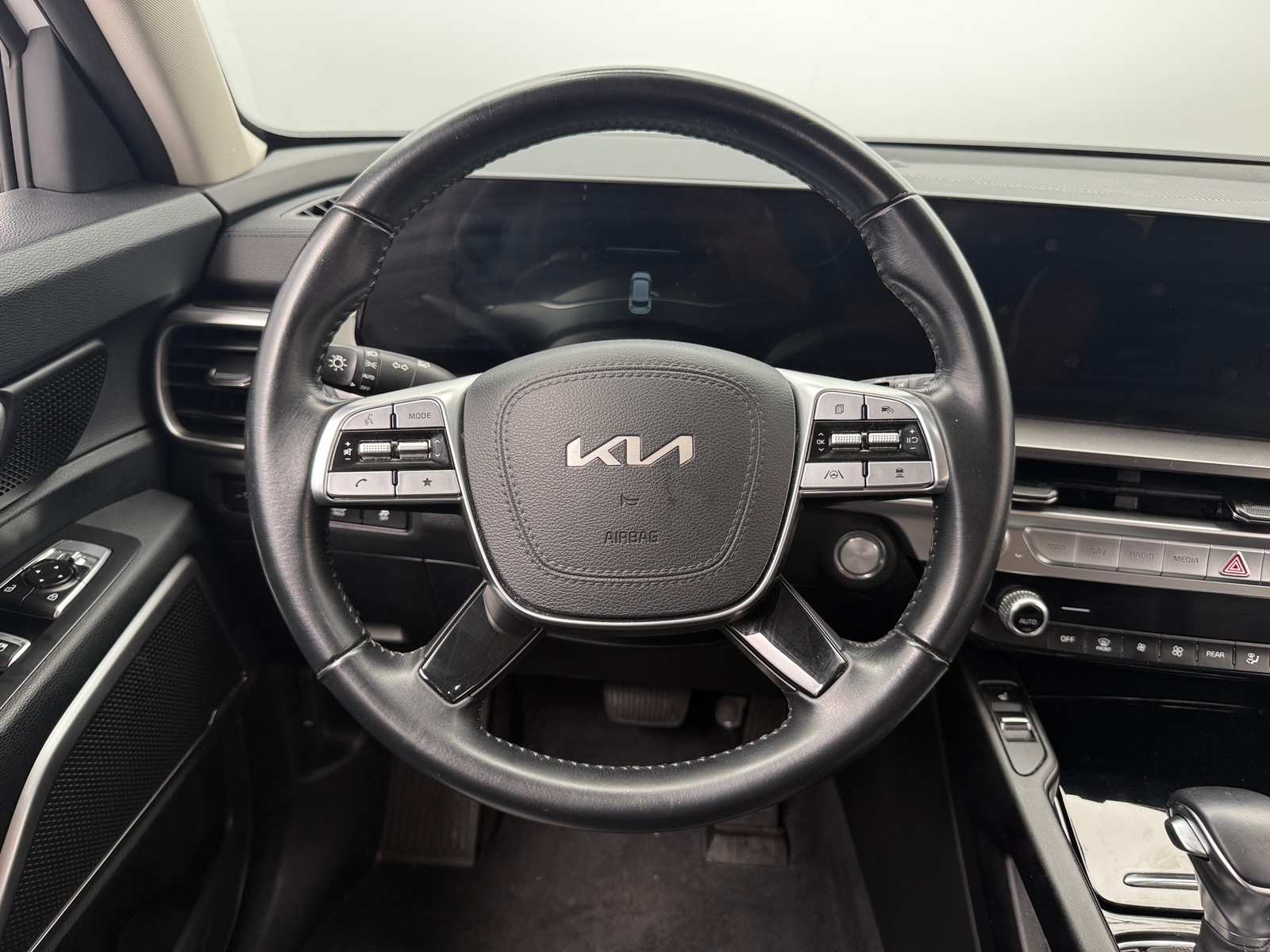 Thumbnail: 2025 Kia Telluride - 4
