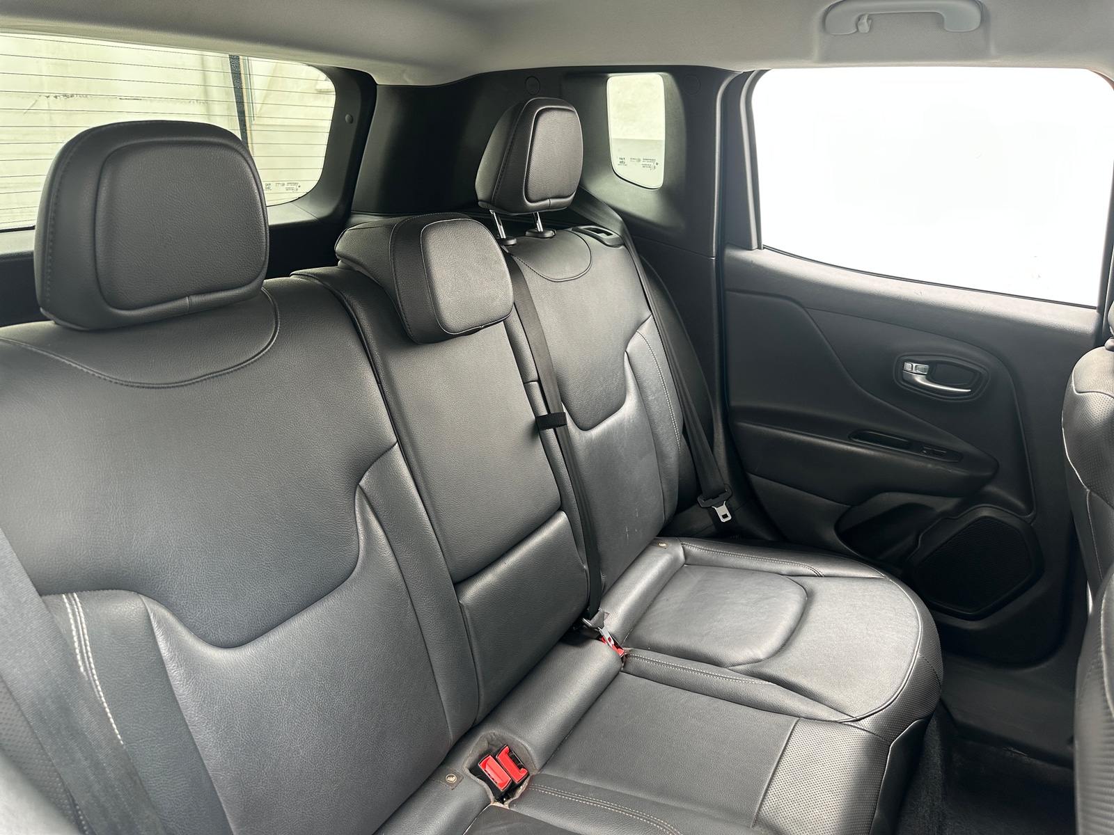 Thumbnail: 2022 Jeep Renegade - 5