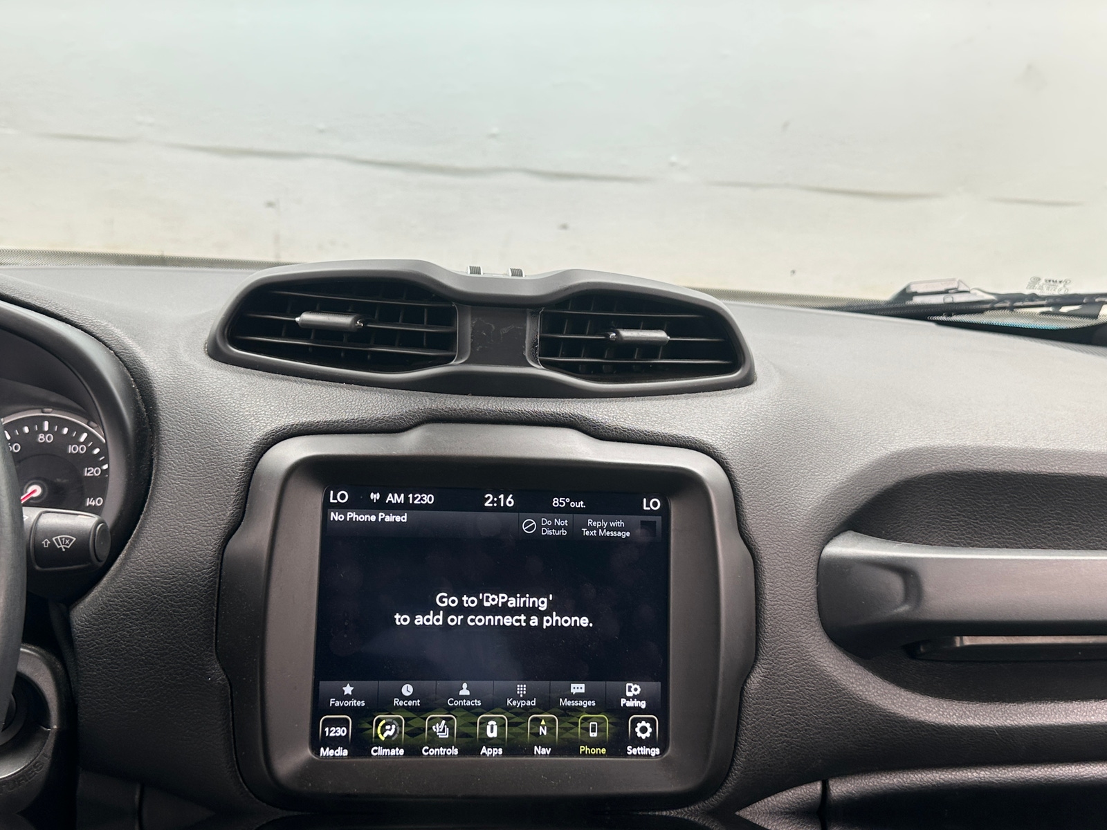 Thumbnail: 2022 Jeep Renegade - 3