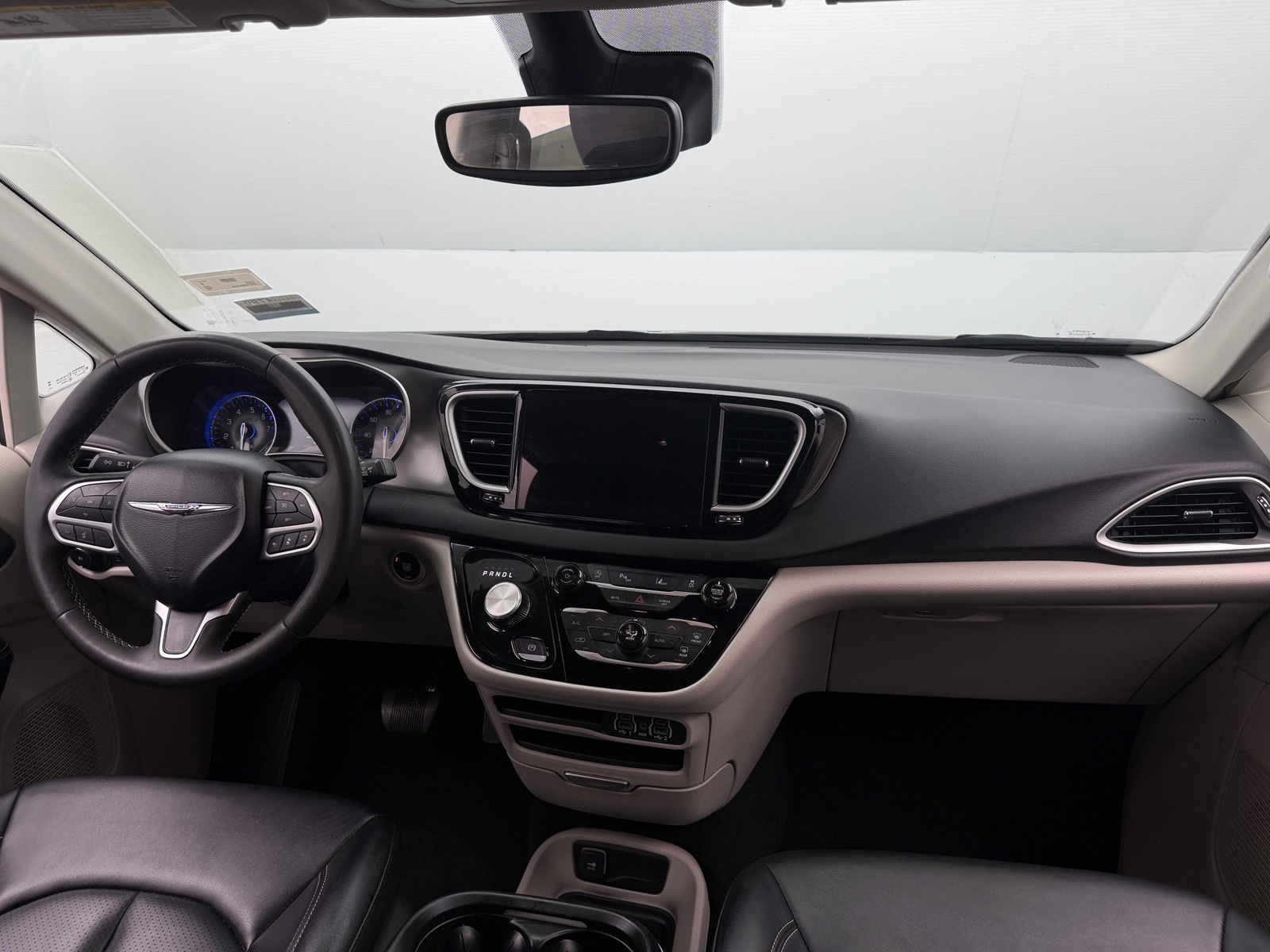 Thumbnail: 2024 Chrysler Pacifica - 2