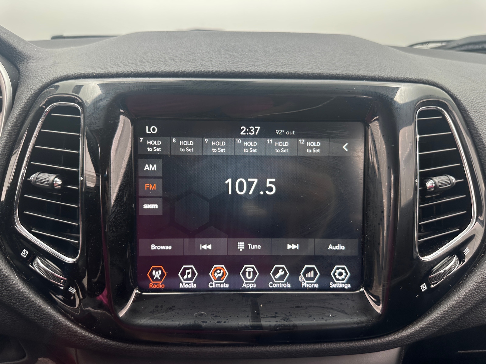 Thumbnail: 2018 Jeep Compass - 3