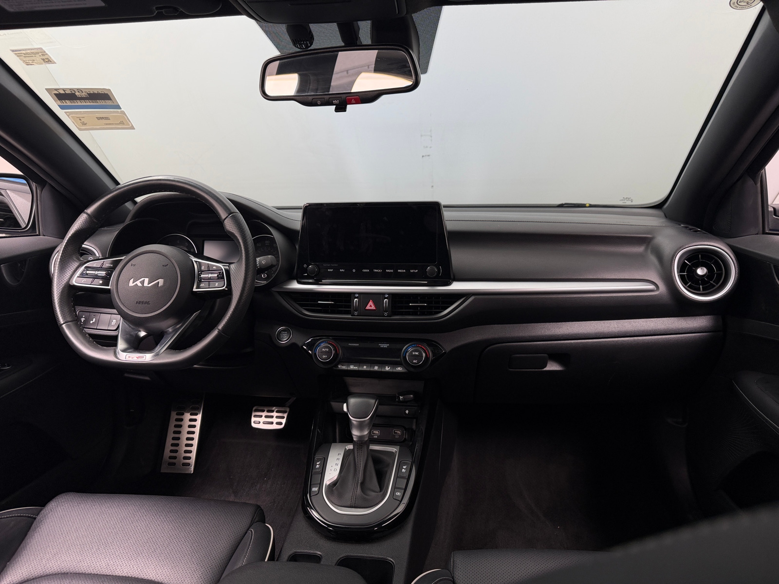 Thumbnail: 2024 Kia Forte - 2