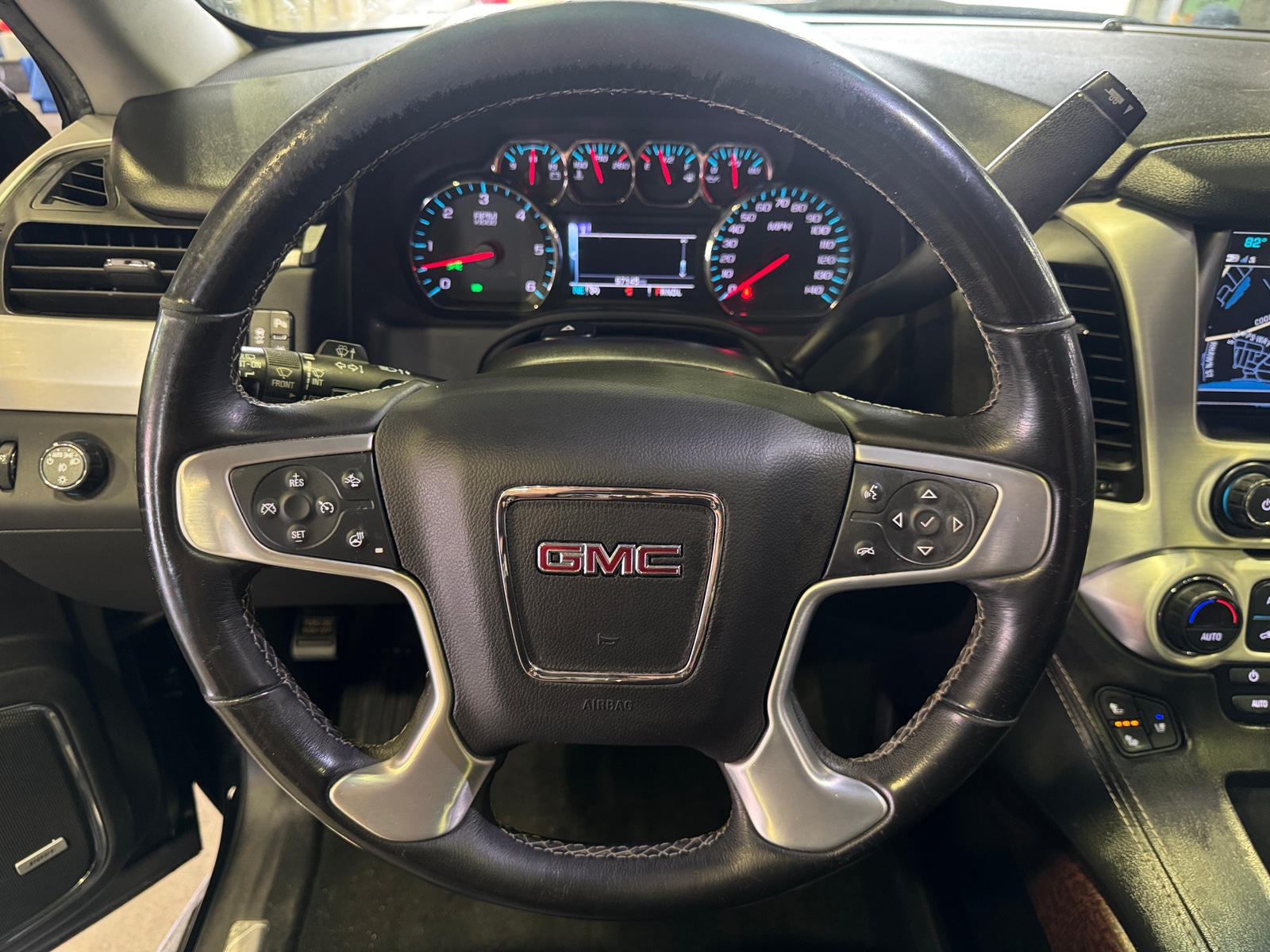 Thumbnail: 2018 GMC Yukon - 4