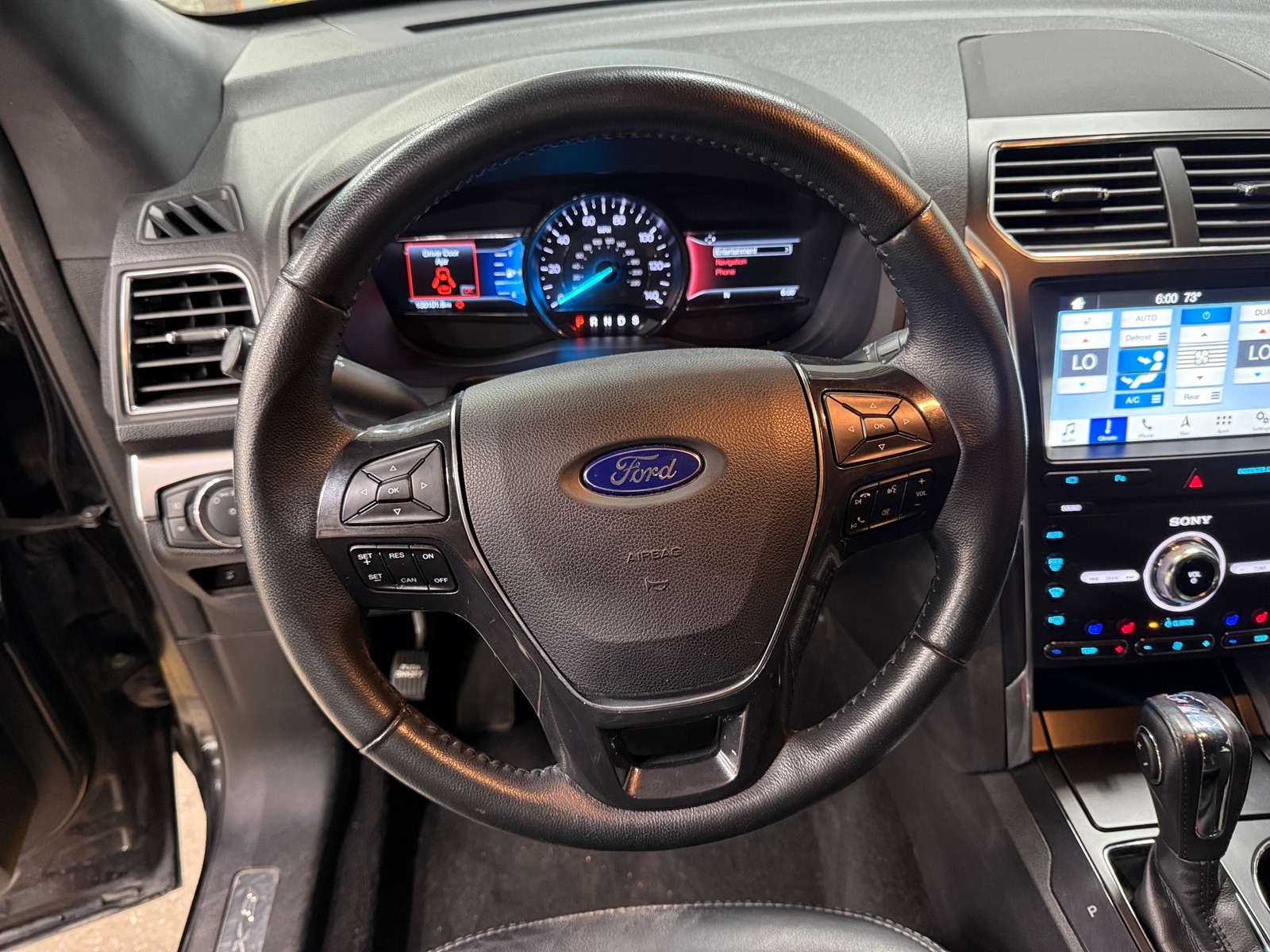 Thumbnail: 2019 Ford Explorer - 4