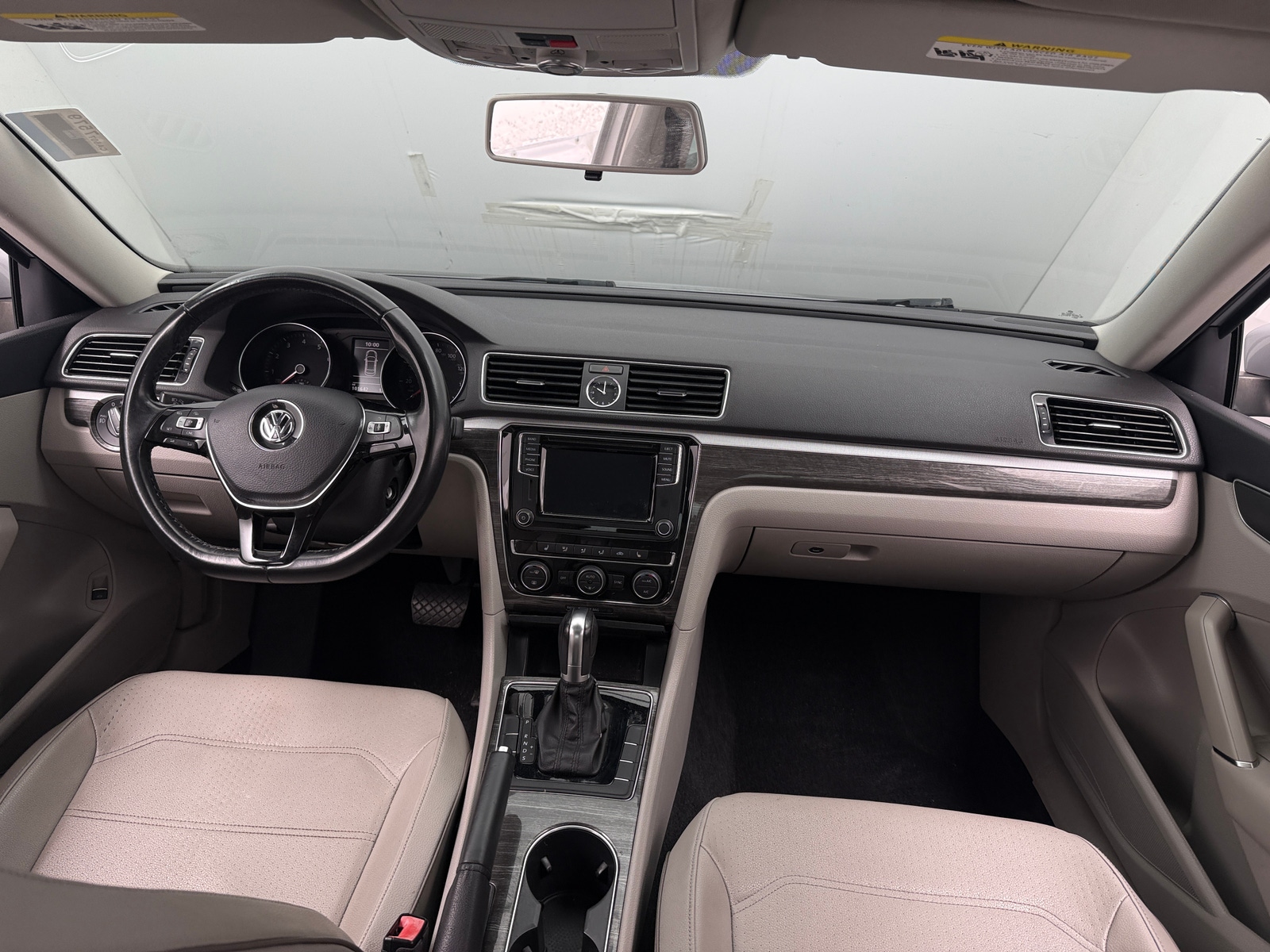 Thumbnail: 2016 Volkswagen Passat - 2