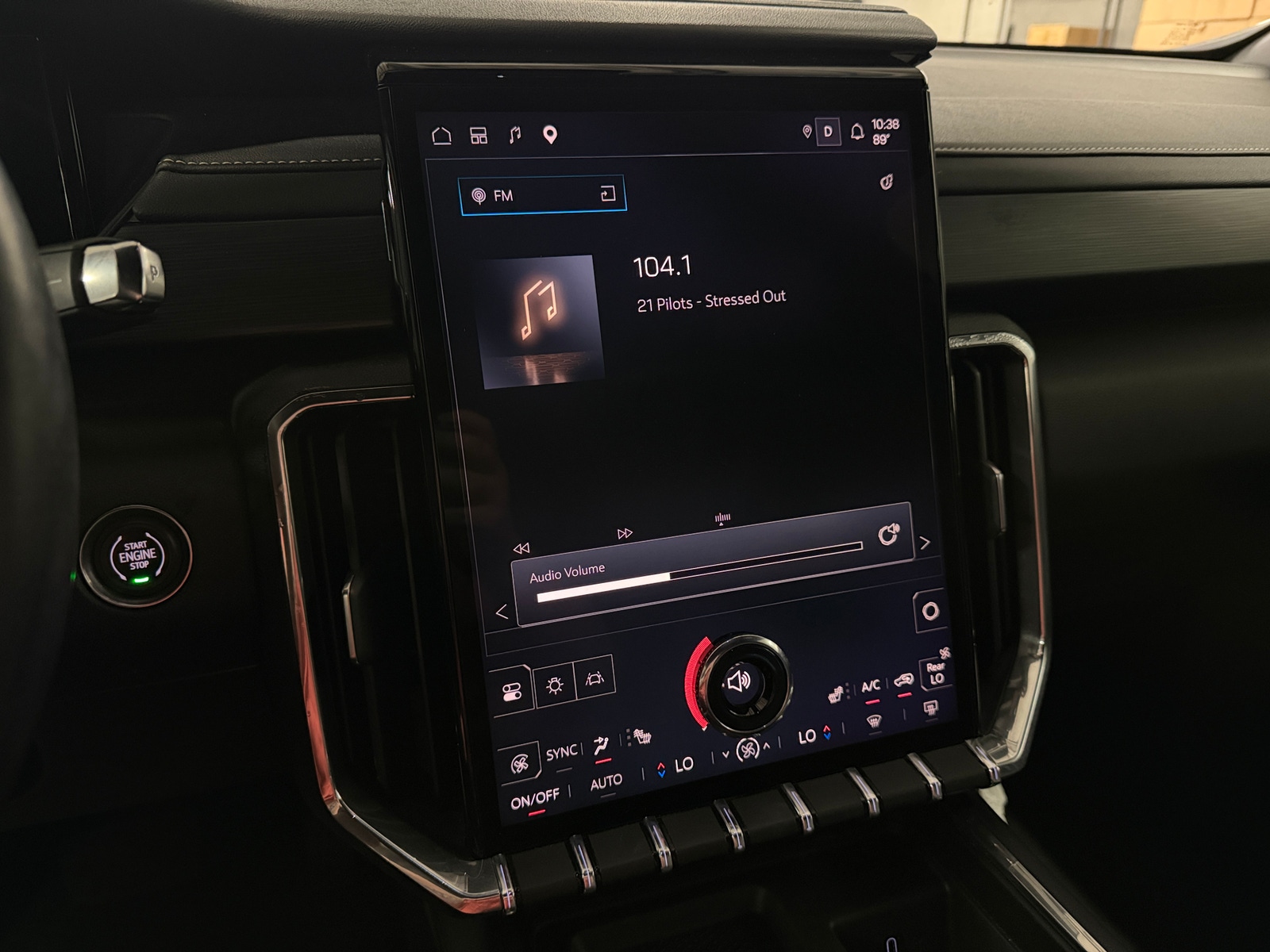 Thumbnail: 2025 GMC Acadia - 4