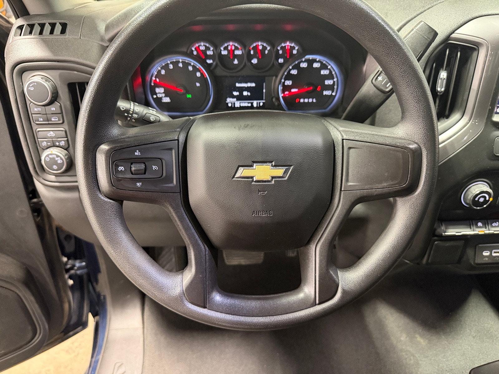 Thumbnail: 2021 Chevrolet Silverado 1500 - 5