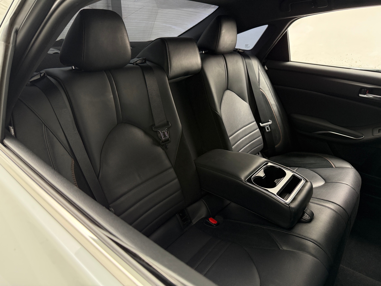 Thumbnail: 2020 Toyota Avalon - 6