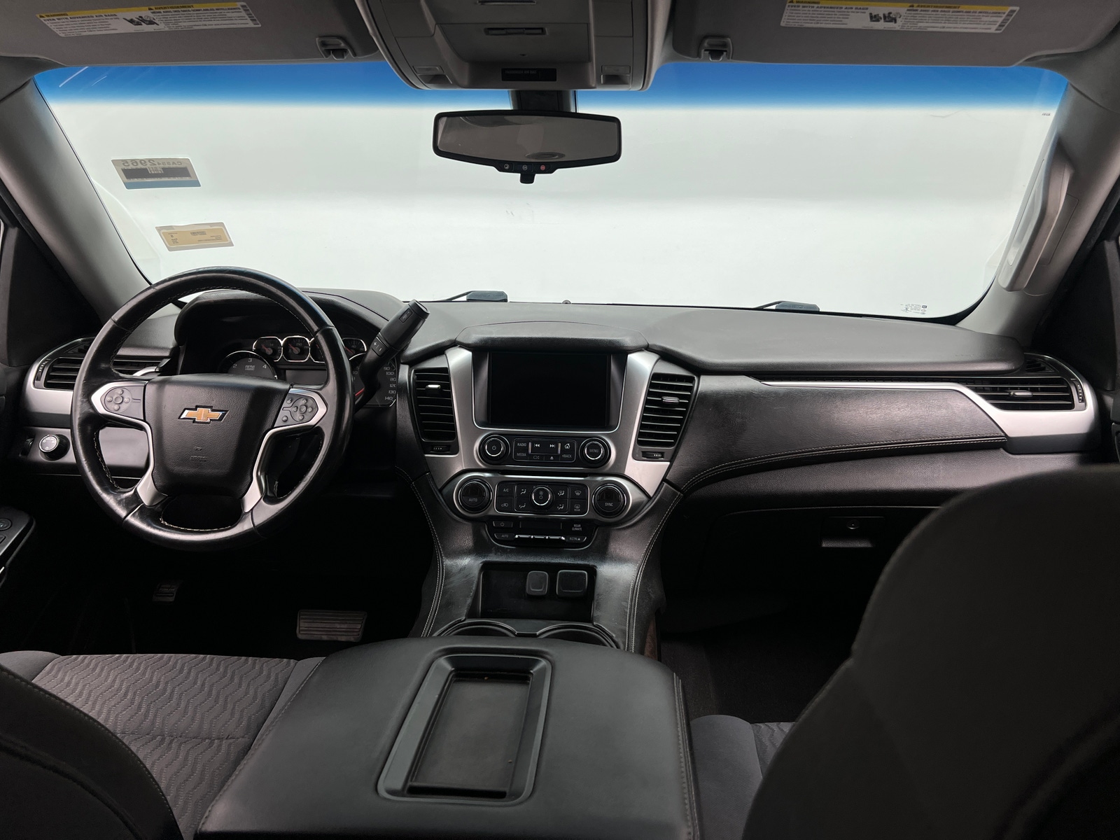 Thumbnail: 2019 Chevrolet Tahoe - 3