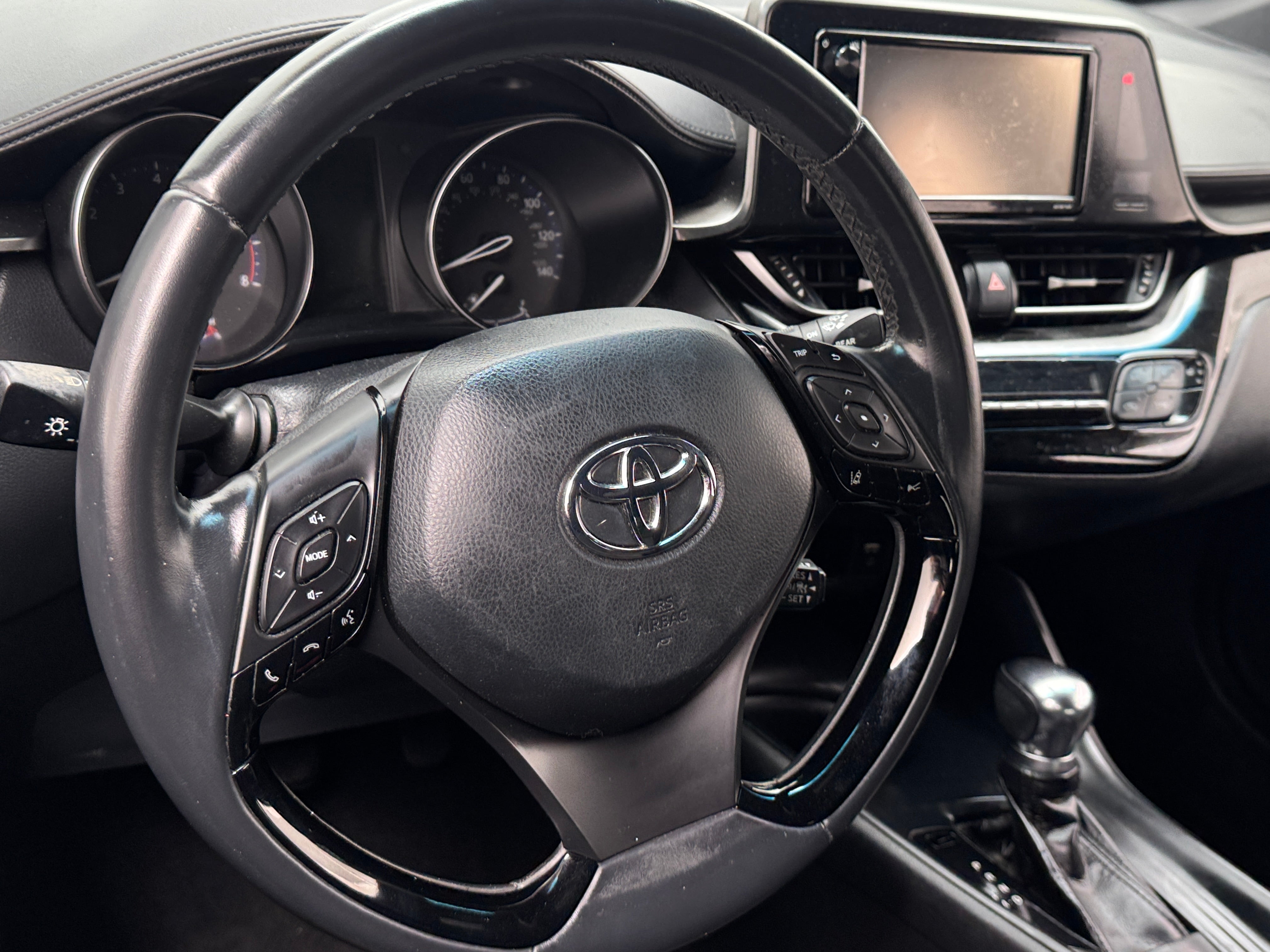 2018 Toyota C-HR XLE Premium - Photo 7