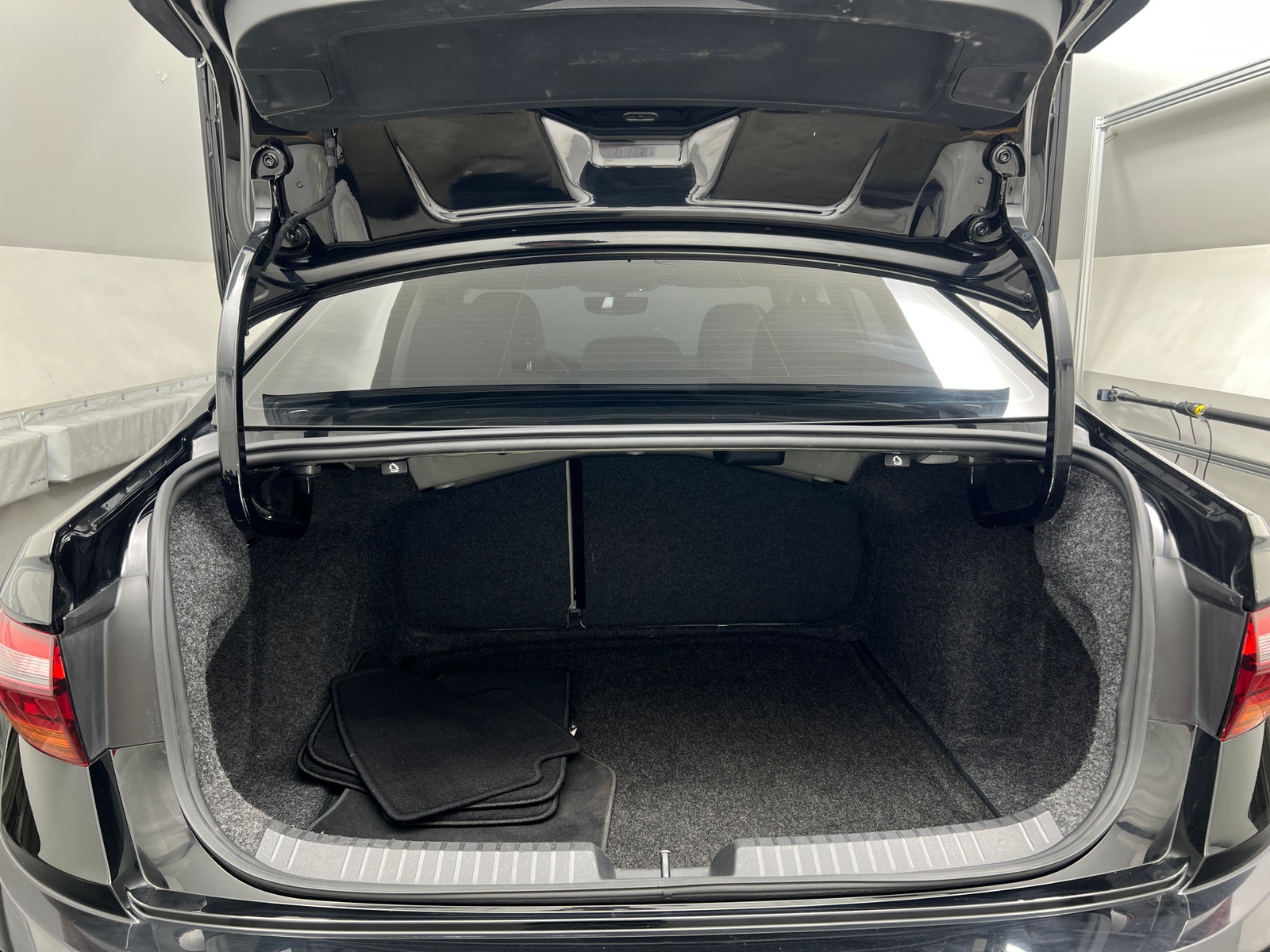 Thumbnail: 2019 Volkswagen Jetta - 6