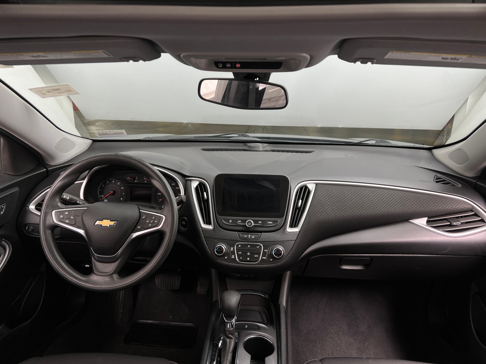Thumbnail: 2022 Chevrolet Malibu - 3