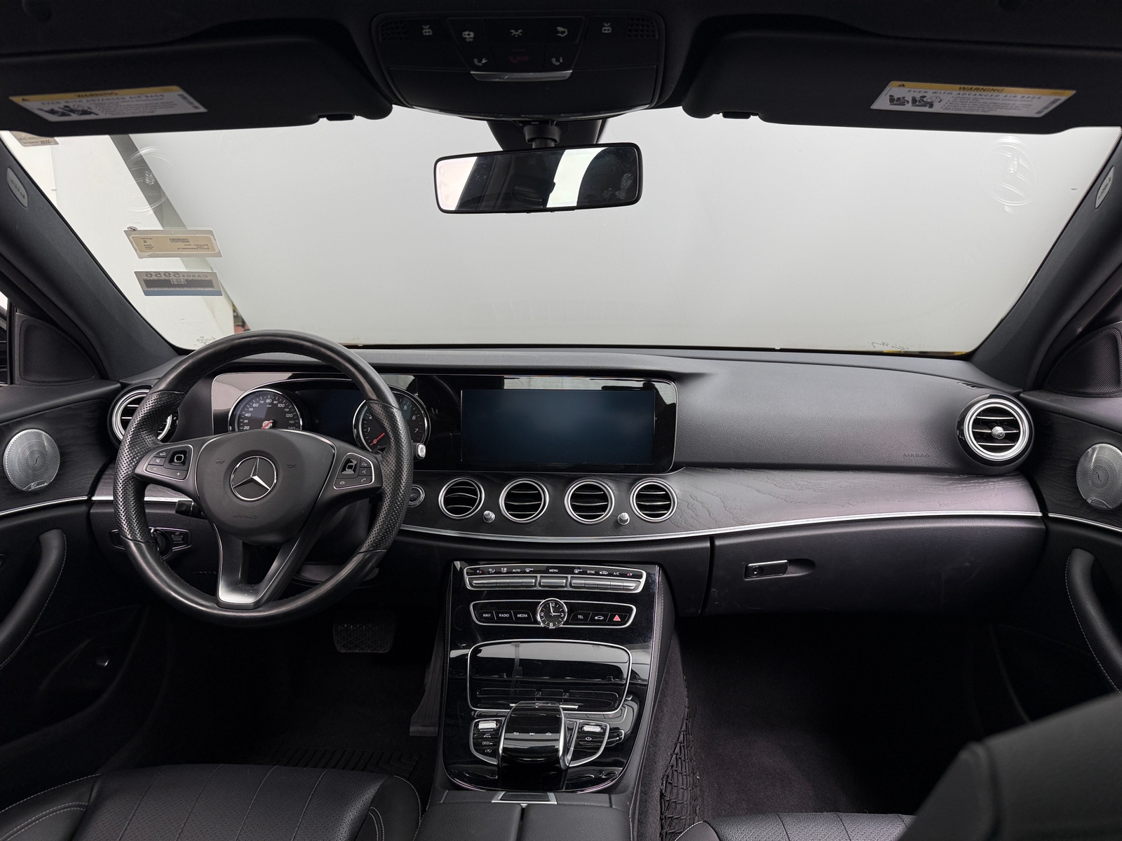 Thumbnail: 2017 Mercedes-Benz E-Class - 2