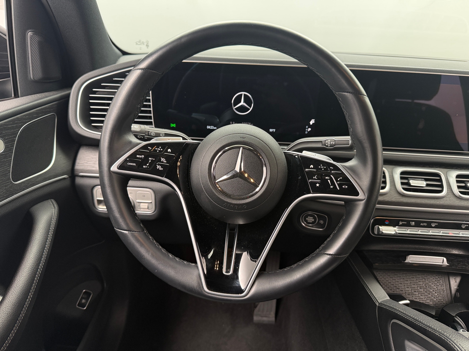 Thumbnail: 2025 Mercedes-Benz GLE - 4