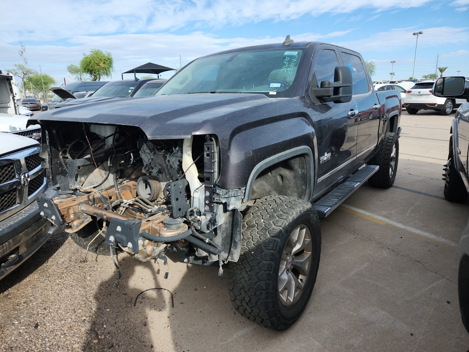 2016 GMC Sierra 1500 2WD Crew Cab 143.5" SLT
