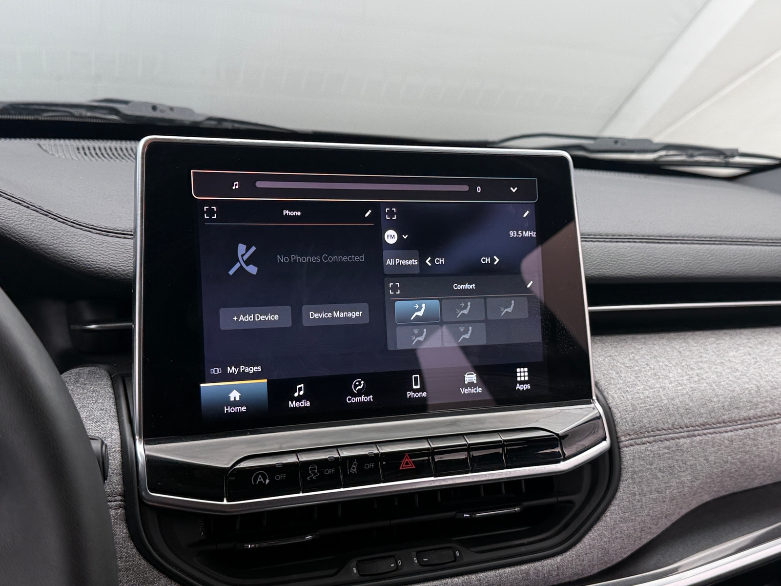 Thumbnail: 2023 Jeep Compass - 3