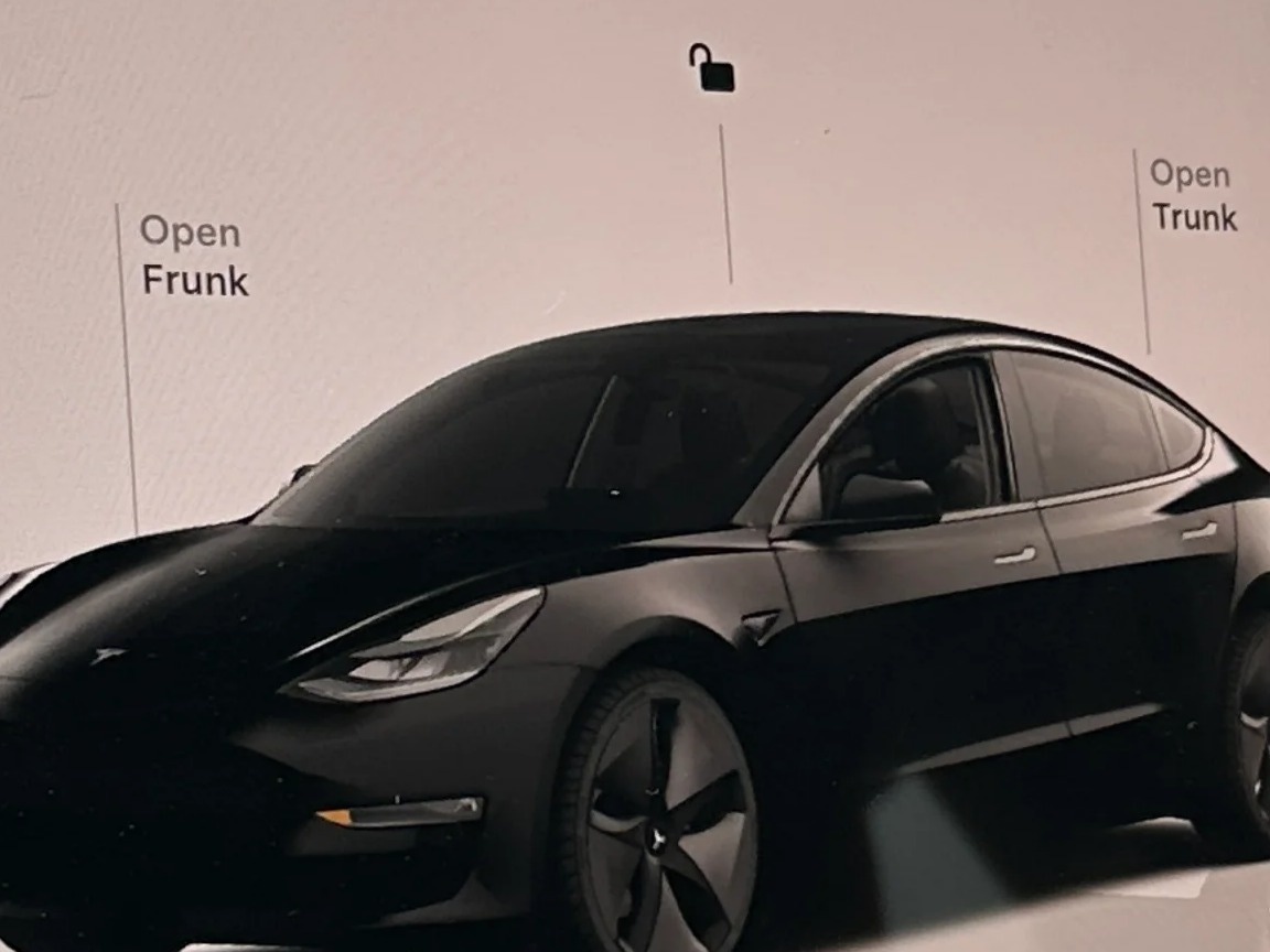 Thumbnail: 2023 Tesla Model 3 - 3