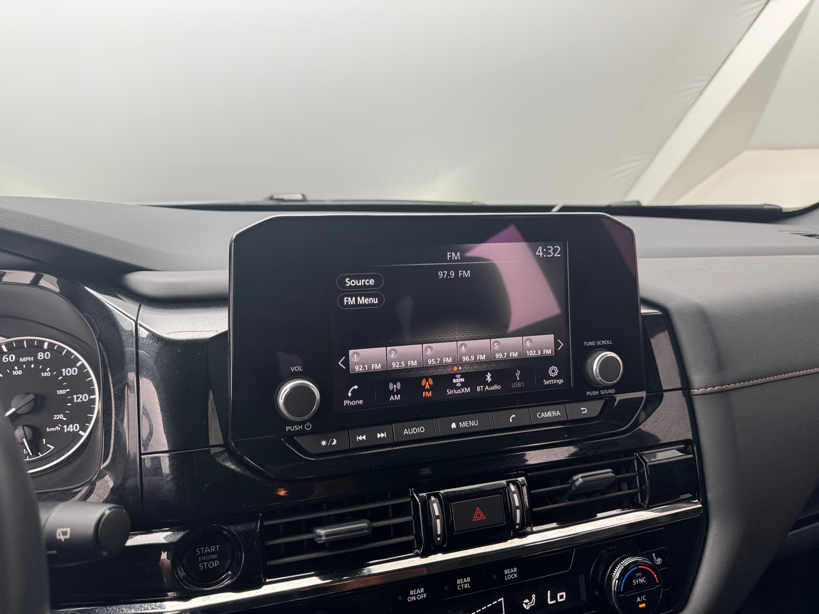 Thumbnail: 2025 Nissan Pathfinder - 3