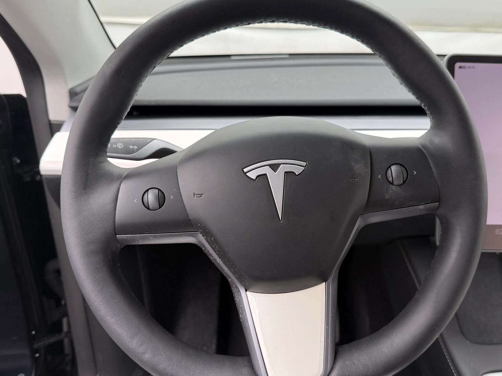 Thumbnail: 2025 Tesla Model Y - 3