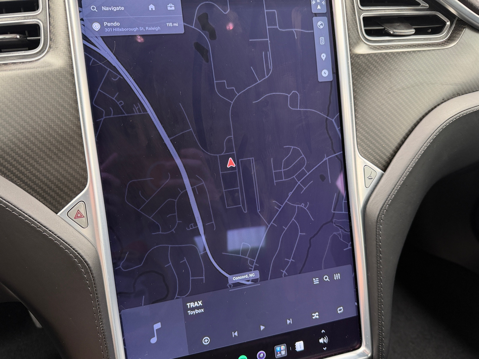 Thumbnail: 2015 Tesla Model S - 3