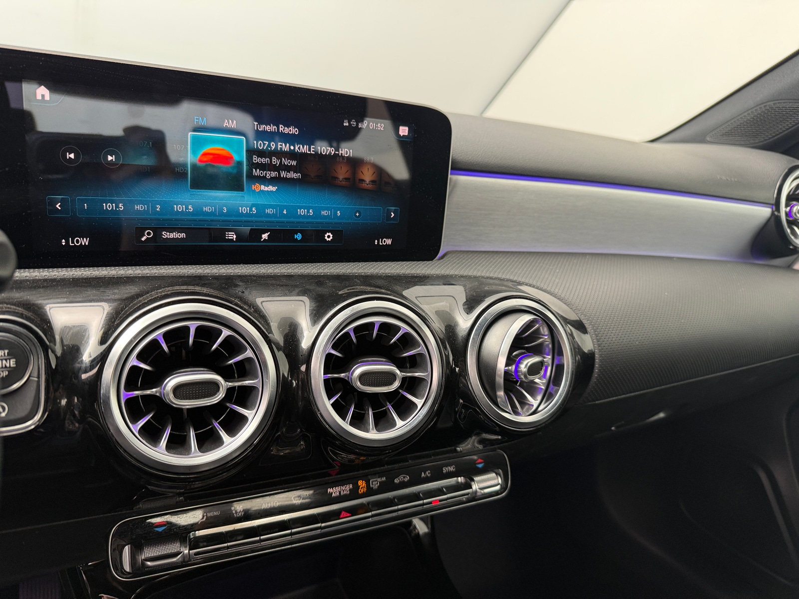 Thumbnail: 2020 Mercedes-Benz A-Class - 3