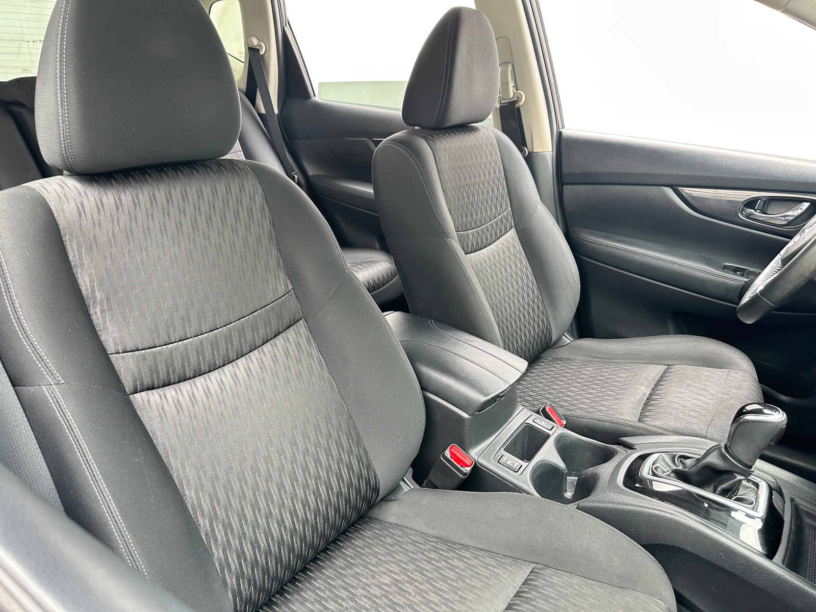 Thumbnail: 2018 Nissan Rogue - 2