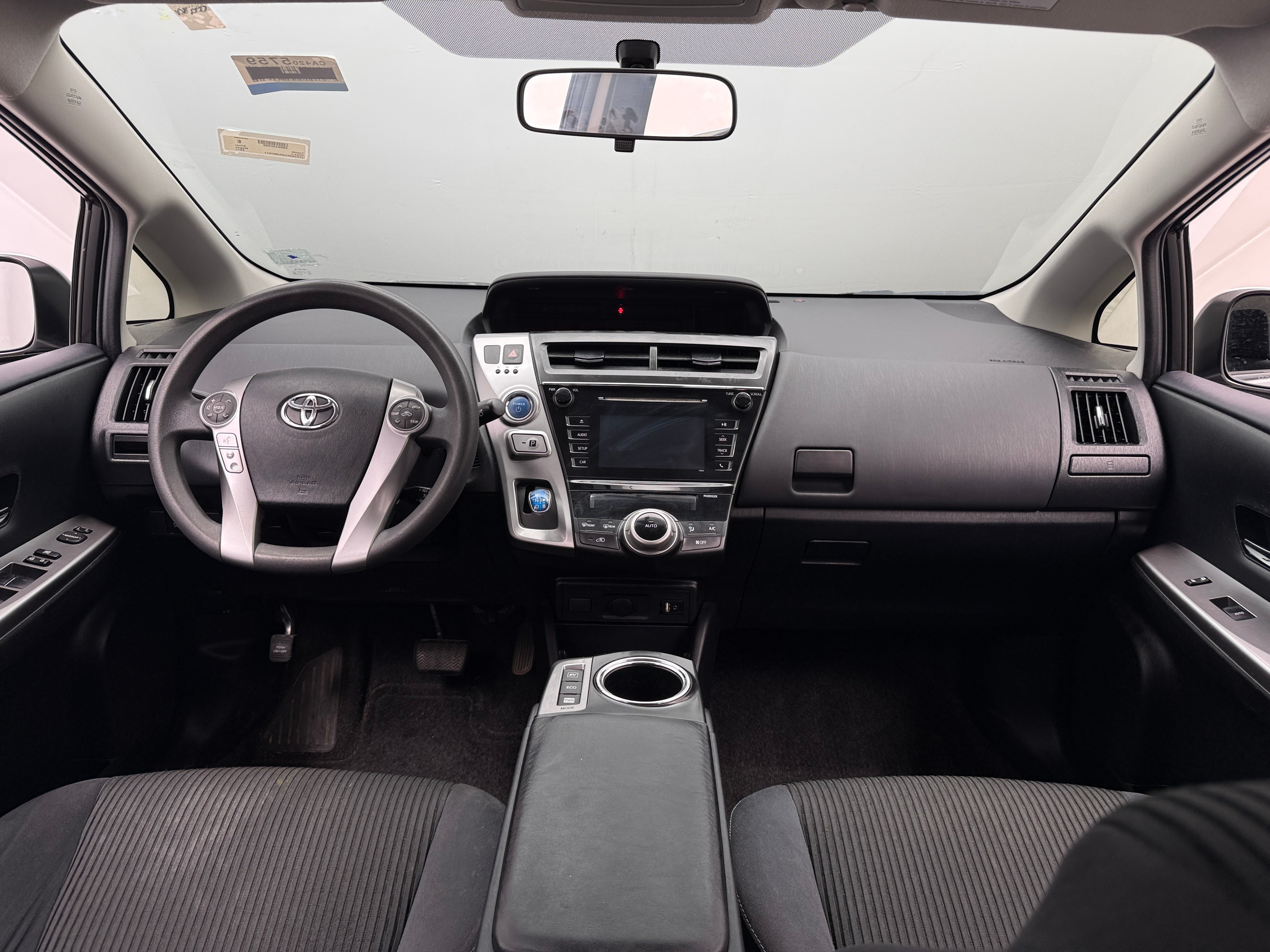 2017 Toyota Prius v Five