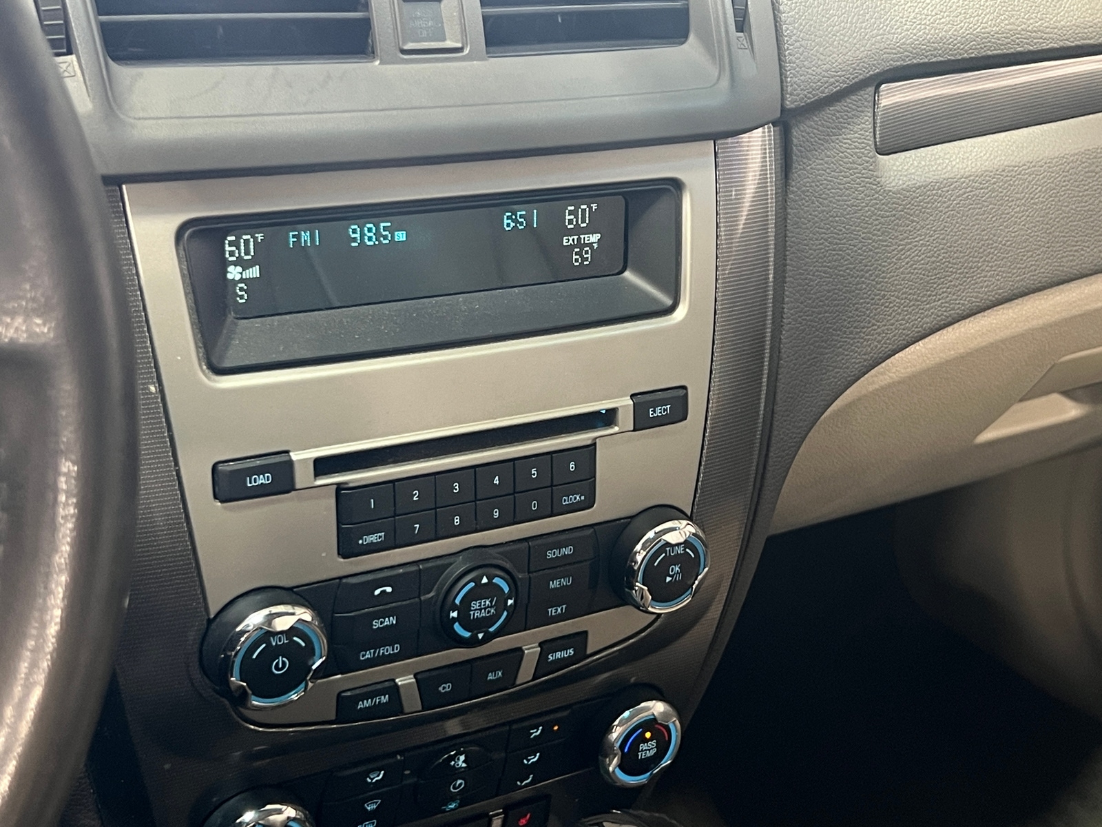 Thumbnail: 2012 Ford Fusion - 3