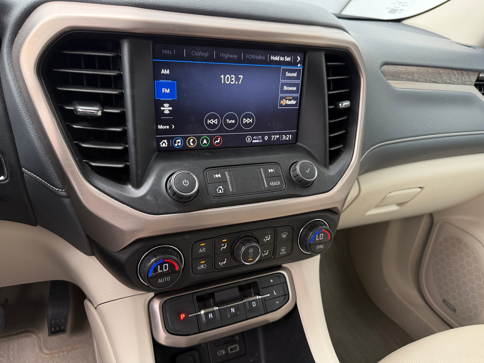 Thumbnail: 2021 GMC Acadia - 3
