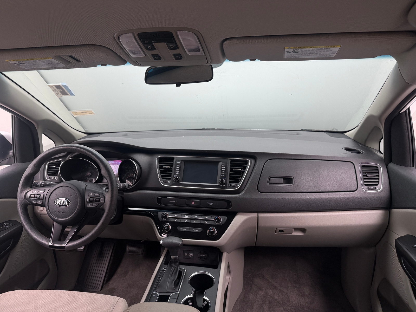 Thumbnail: 2019 Kia Sedona - 3